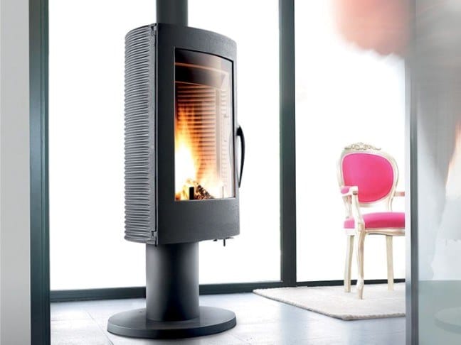 MADELEINE by CAMINETTI MONTEGRAPPA - Stufa a legna centrale in ghisa per riscaldamento aria