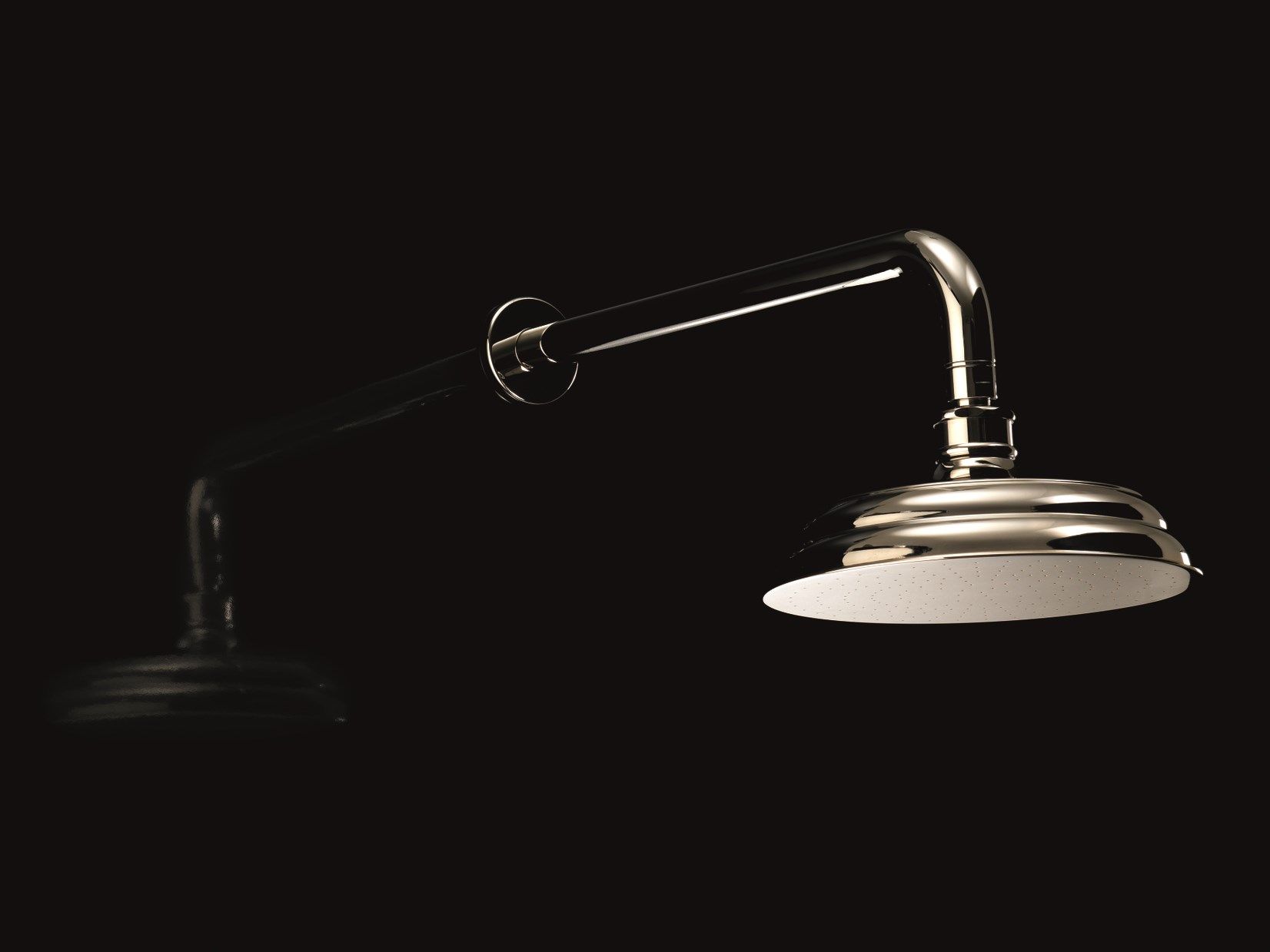 MANHATTAN by Devon&Devon - Soffione doccia a muro con braccio