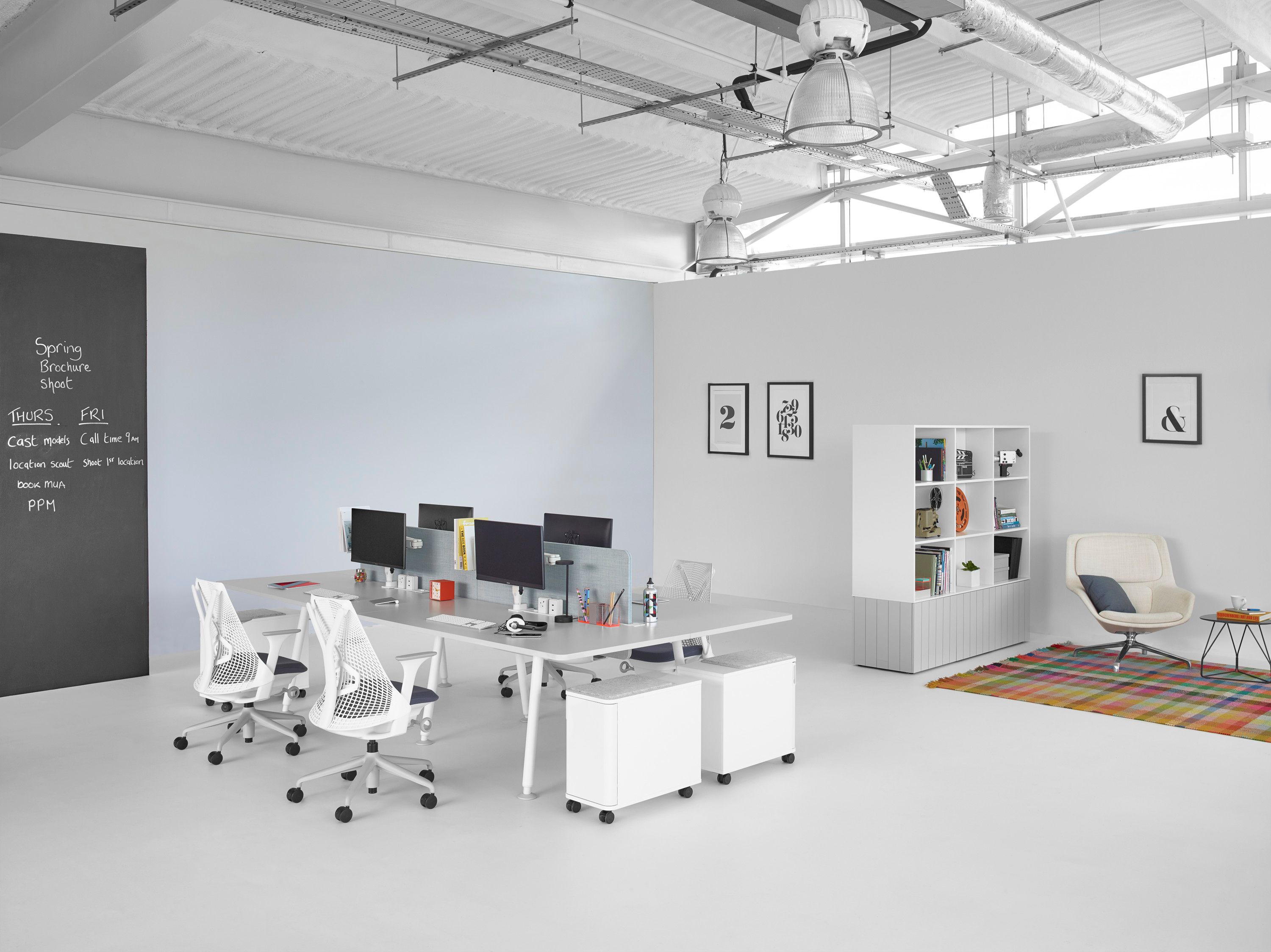 MEMO Sectional workstation desk By Herman Miller | design Tim Wallace