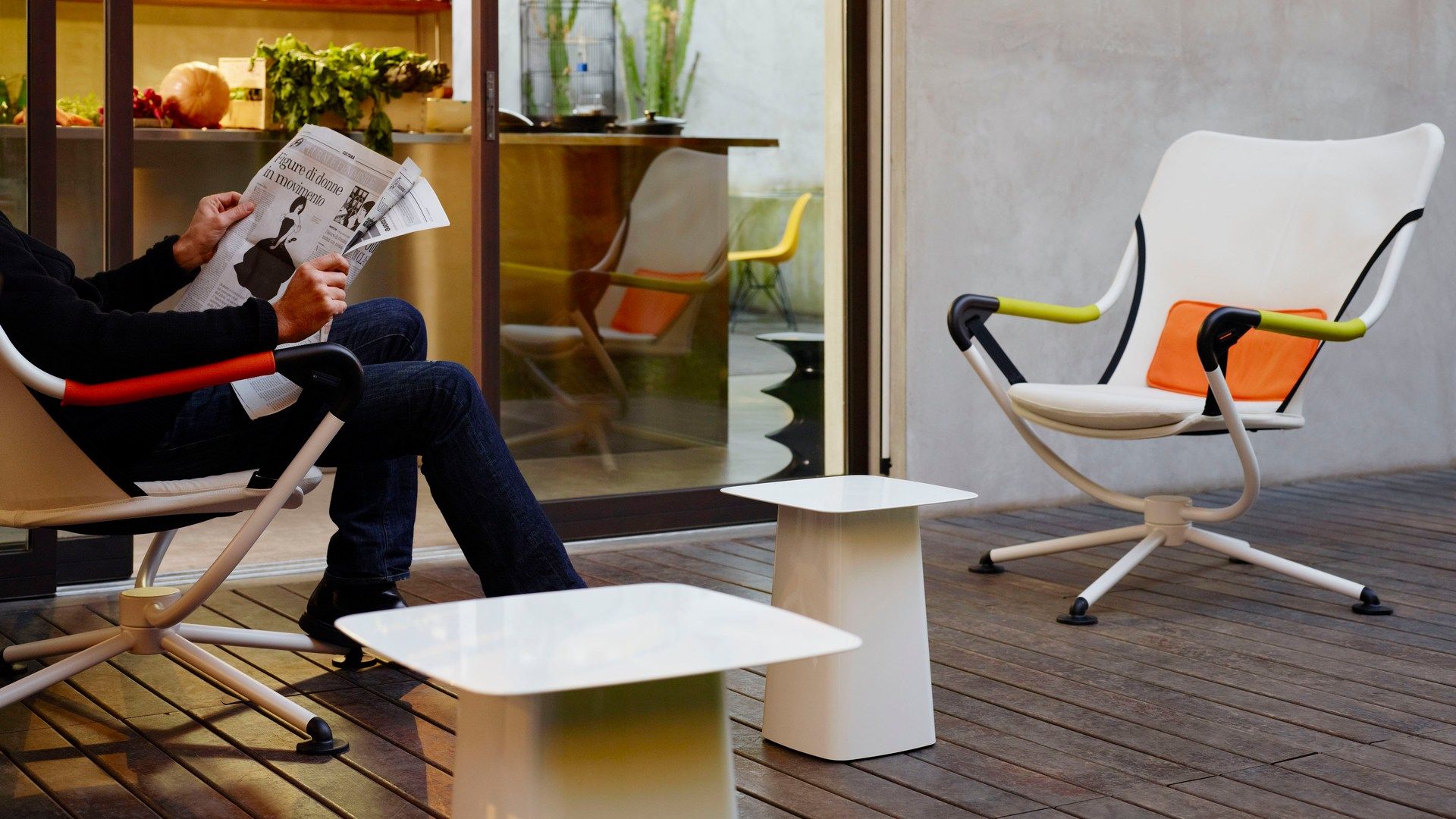 METAL SIDE TABLE OUTDOOR Powder coated steel garden side table By Vitra