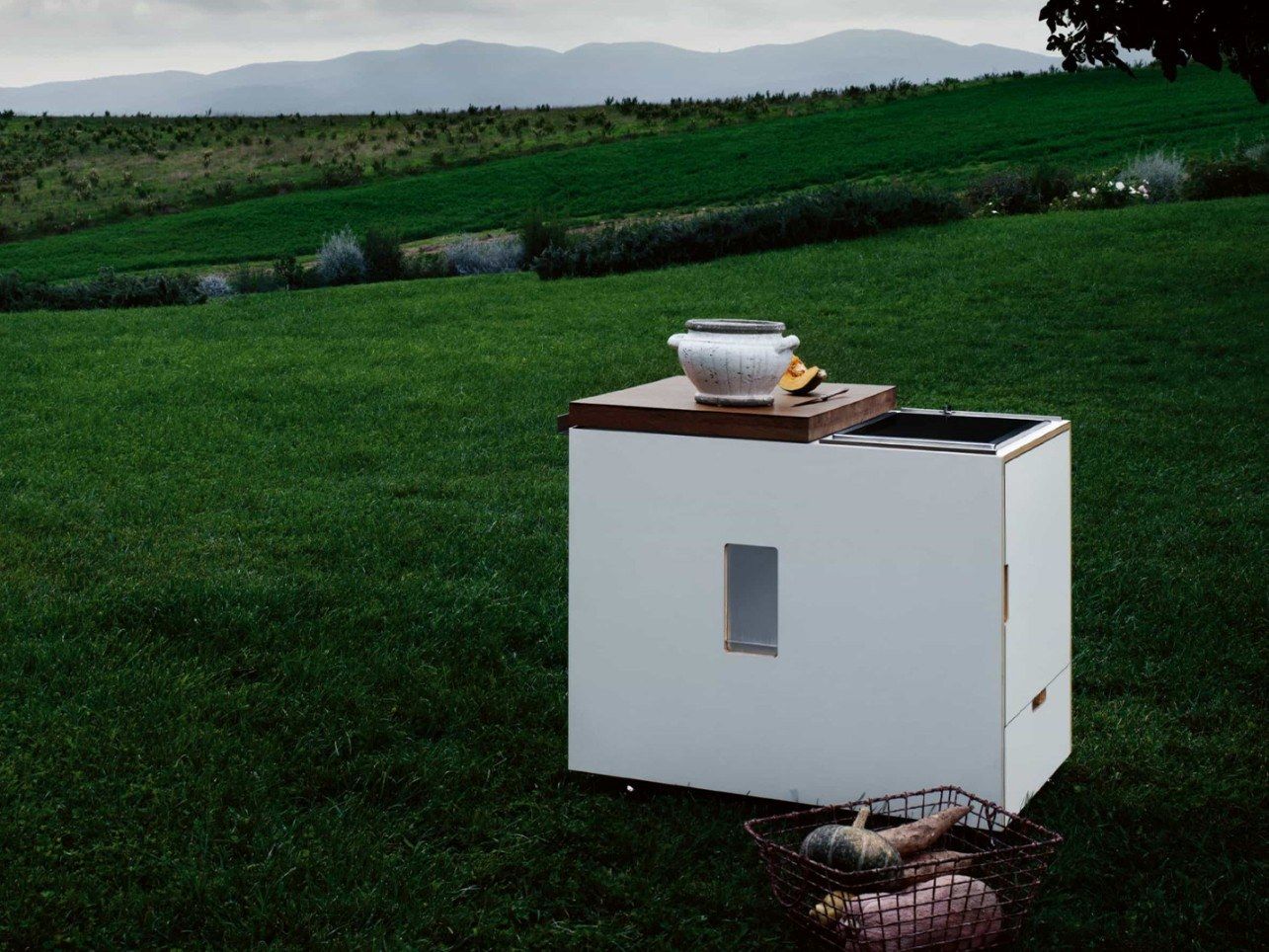 MINIKITCHEN OUTDOOR Moveable kitchen with castors By Boffi design Joe