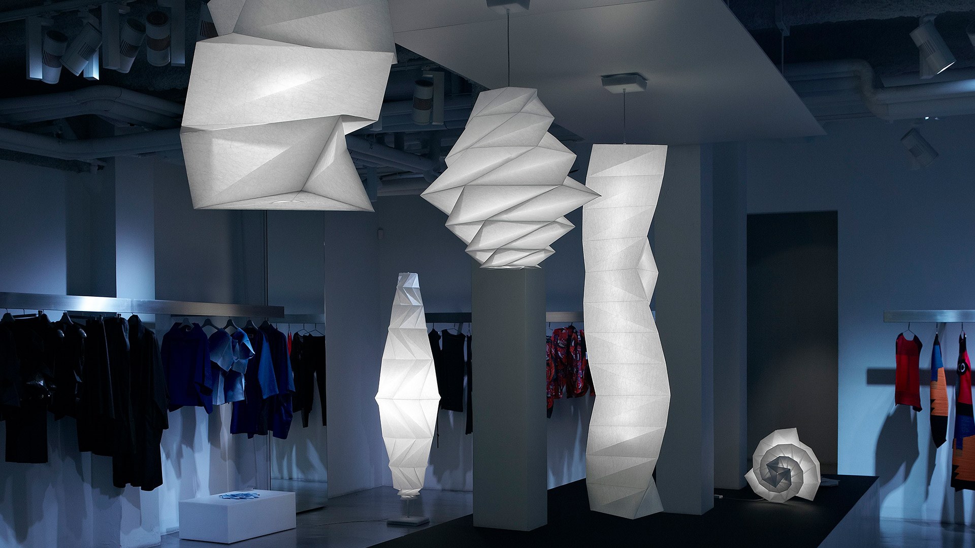 MINOMUSHI Floor Lamp IN EI ISSEY MIYAKE Collection By Artemide Design minomushi-floor-lamp-in-ei-issey-miyake-collection-by-artemide-design