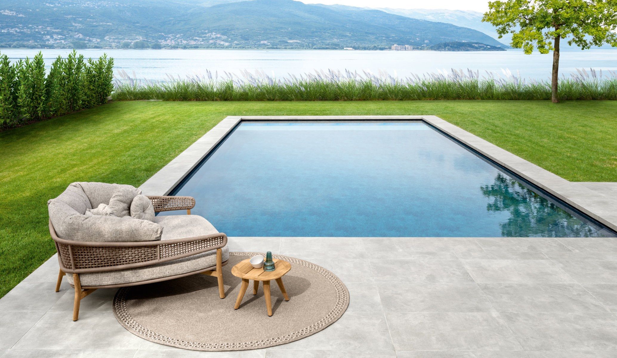 MOON TEAK Garden bed Moon Teak Collection By Talenti design Cristian