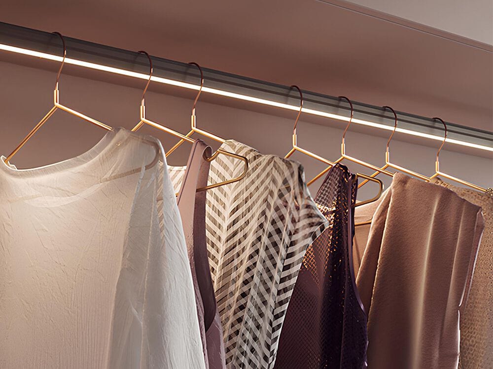 ESTES by Metalarredo - Profilo LED appendiabiti