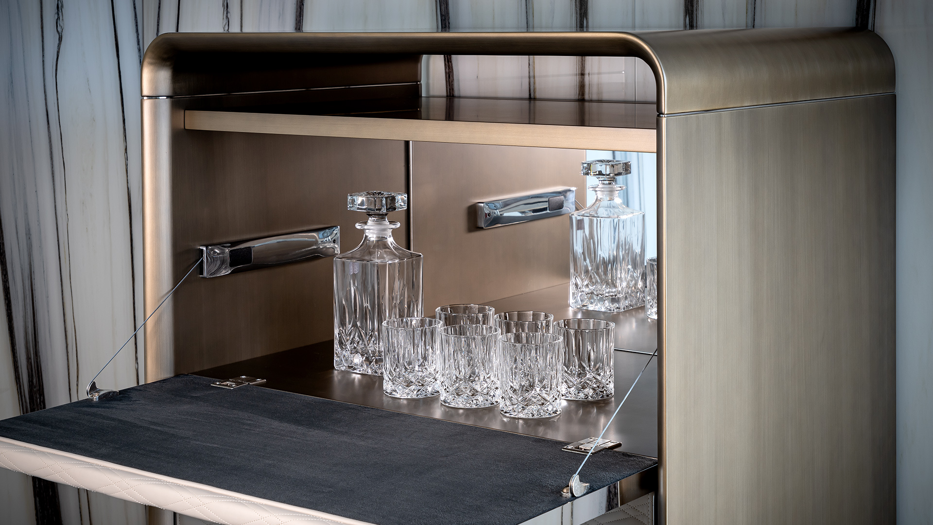OH Wooden highboard By Reflex | design Tulczinsky