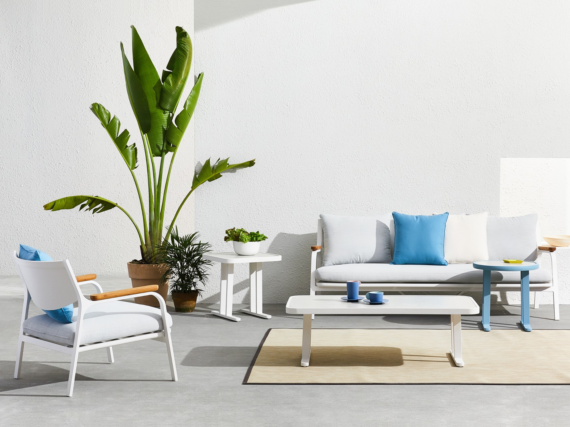 ORACLE Garden armchair with armrests By Kun Design design Kun Qi