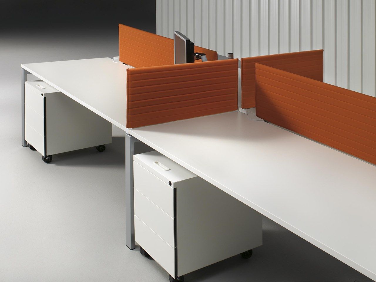Metal office drawer unit with castors OXO/ON By Levira design Gabriel