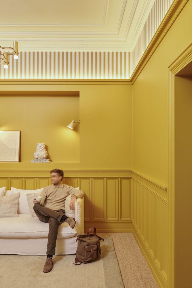 W124 by Orac - Cornice - 4