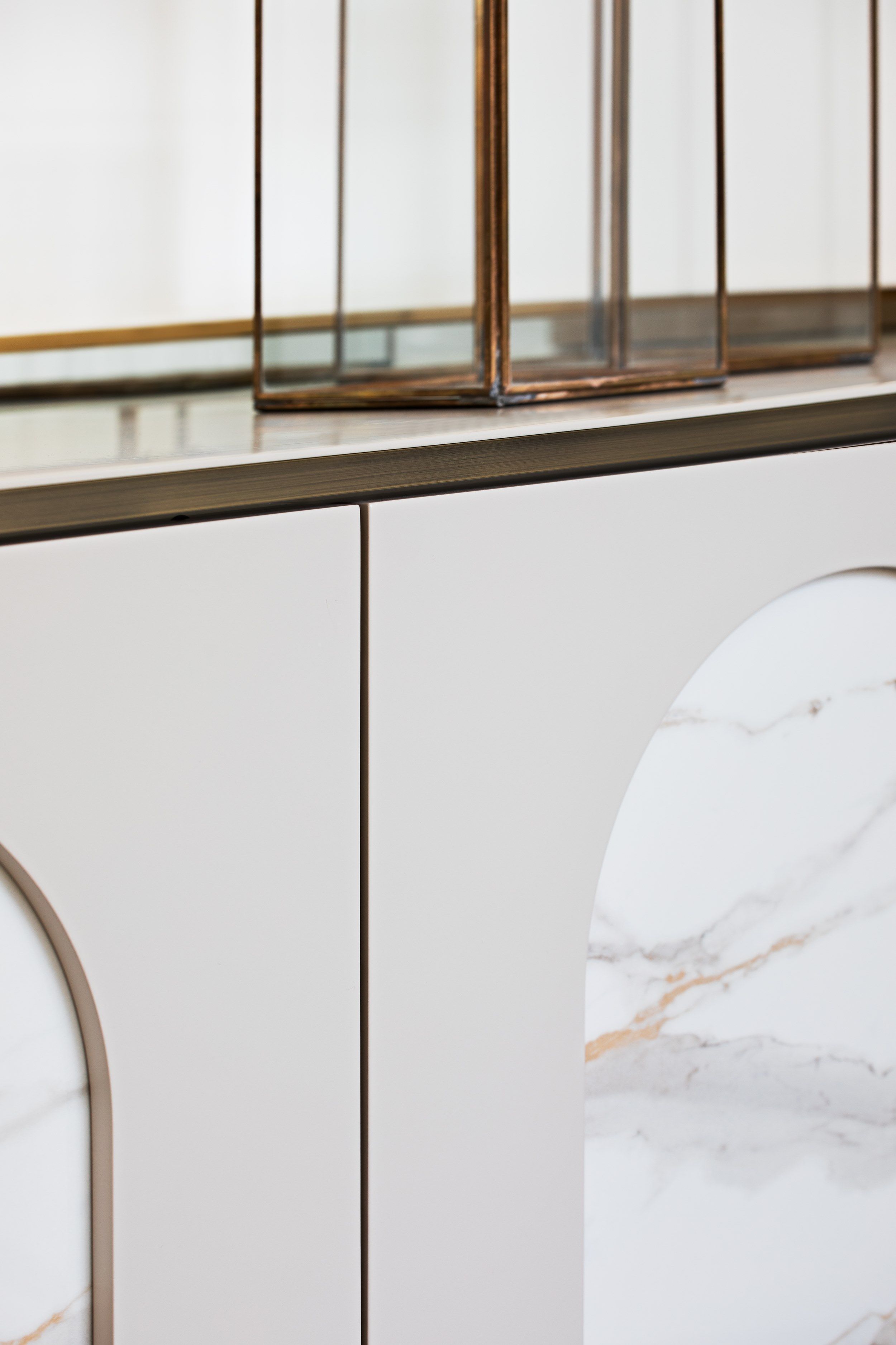 PALLADIO by Capital Collection - Madia in legno con ante a battente - 12