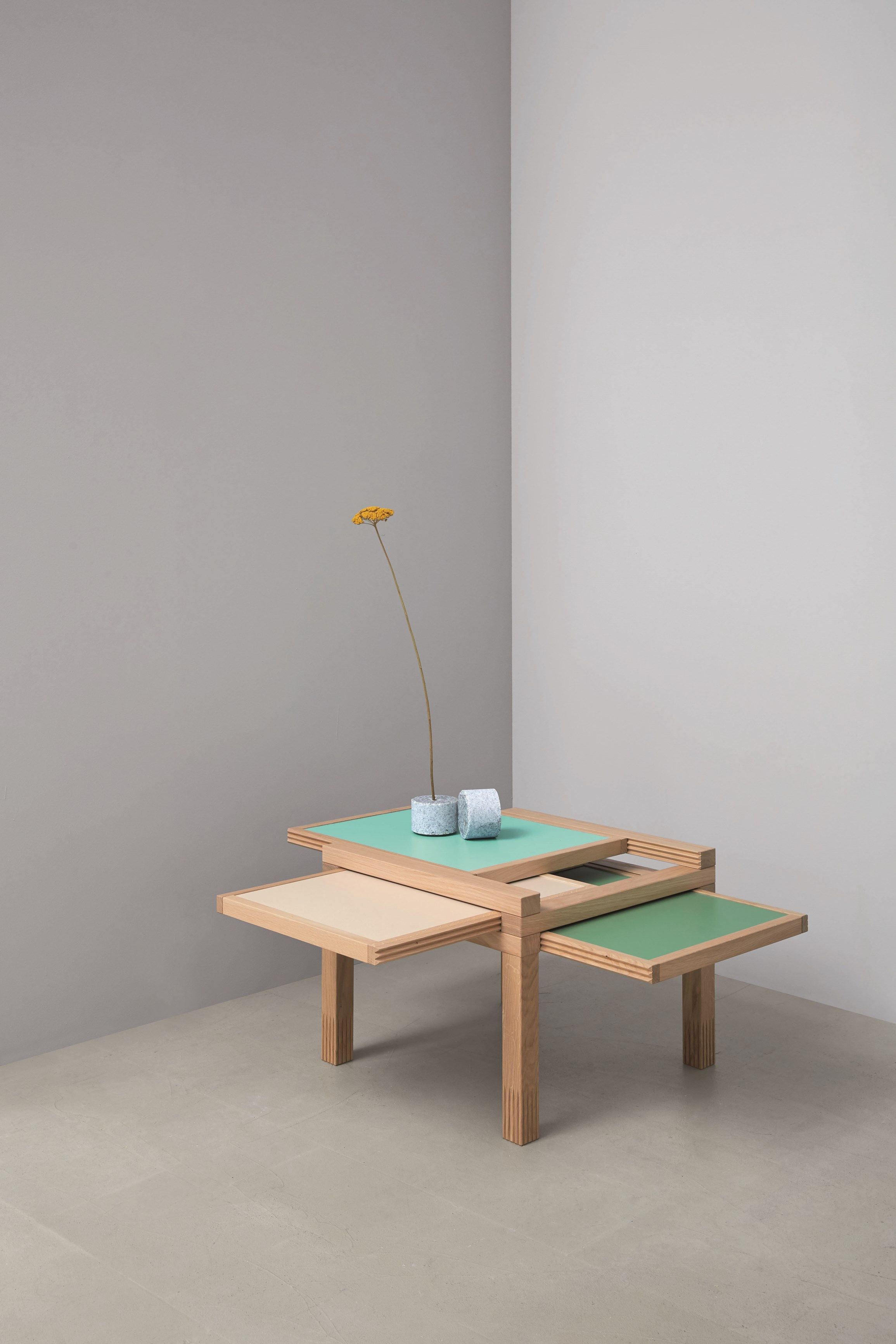 PAR 3 Coffee table By SCULPTURES JEUX