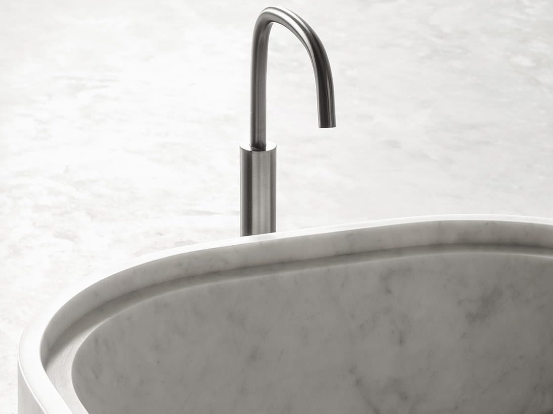 Freestanding oval natural stone bathtub PB BATH By COCOON design Piet Boon