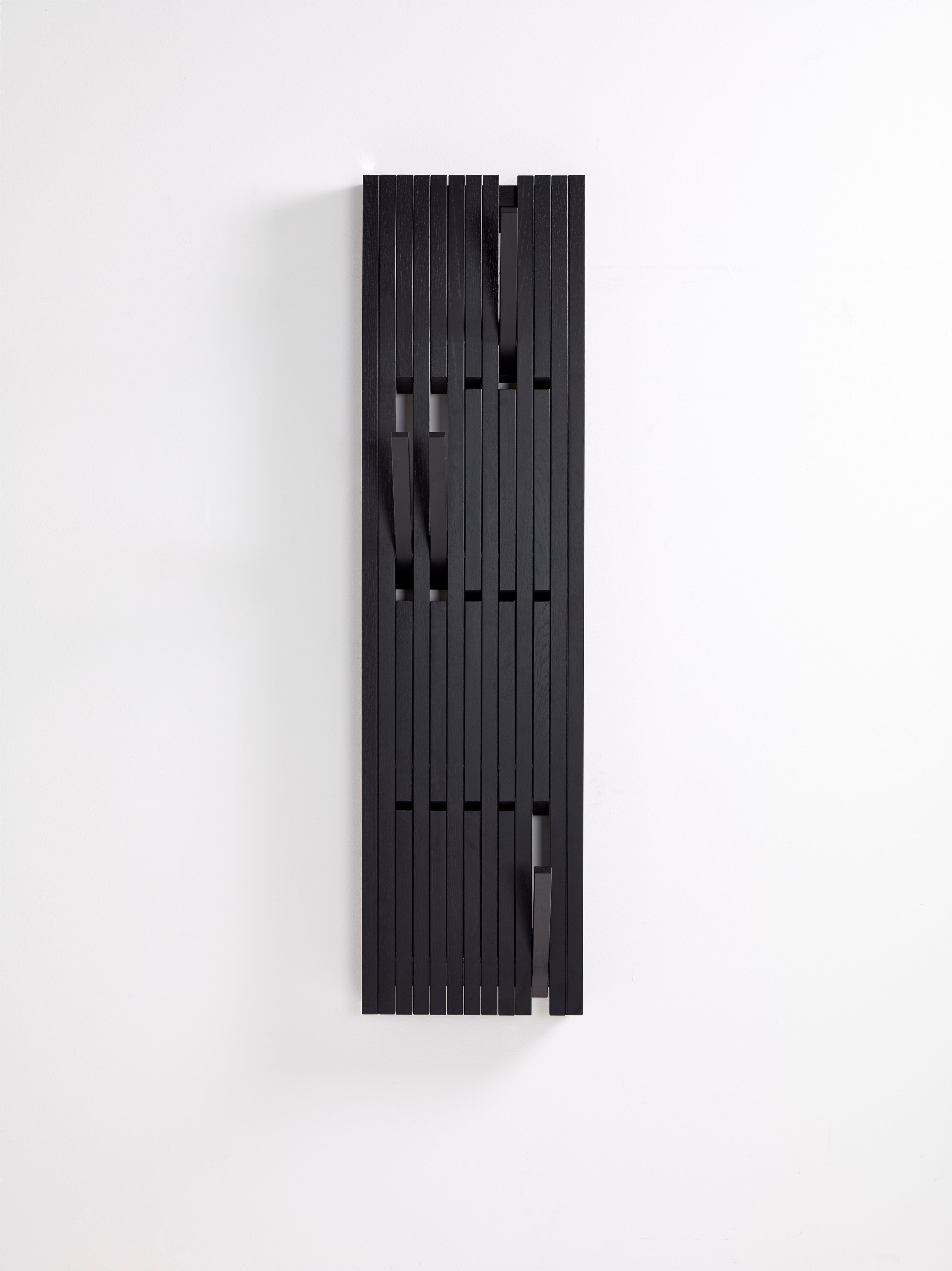 PIANO OAK TAINTED BLACK Coat rack By PER/USE