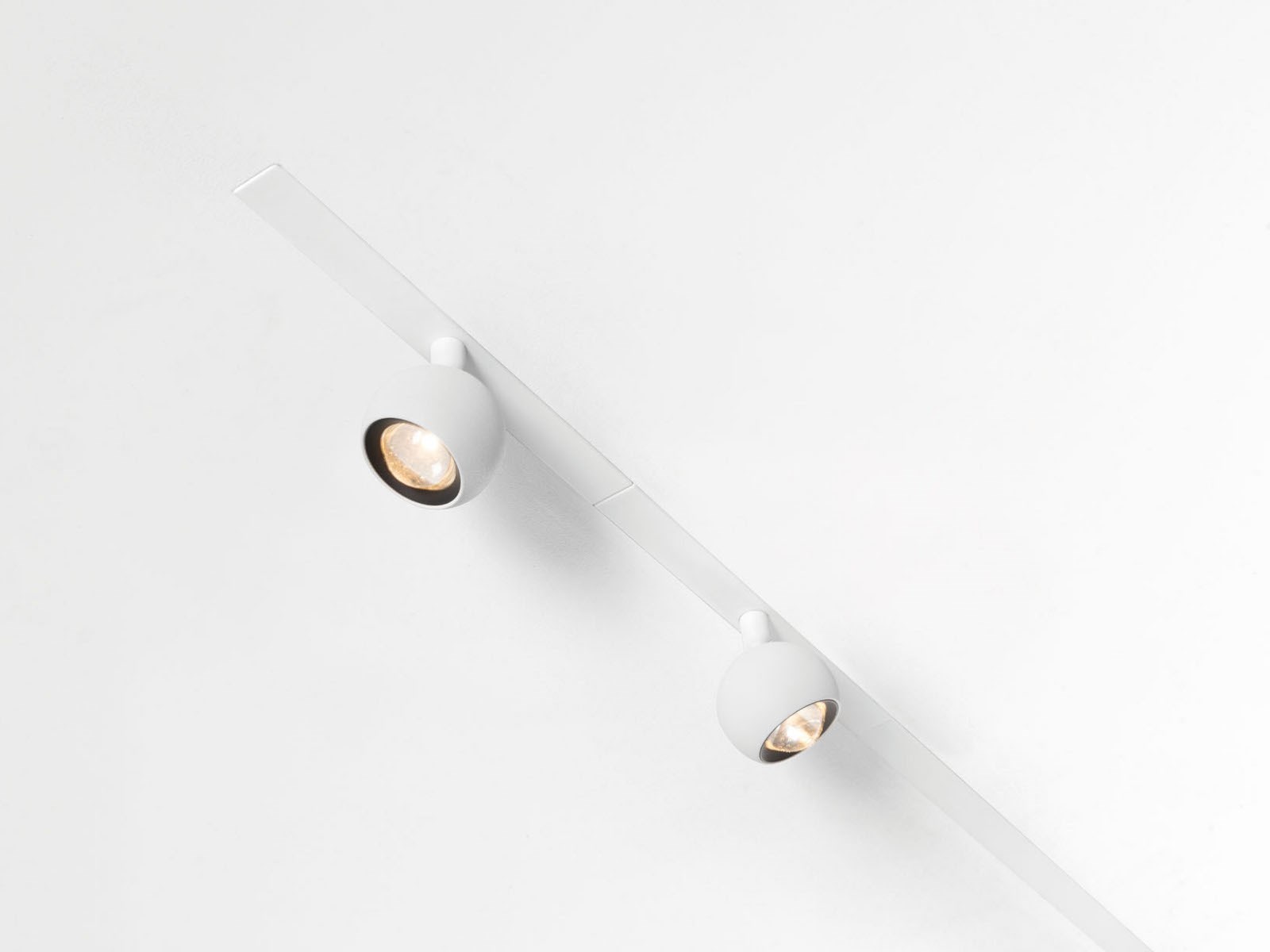 Modular Lighting Instruments Track PISTA - MARBULITO TRACK | Linear lighting profile By Modular Lighting ...