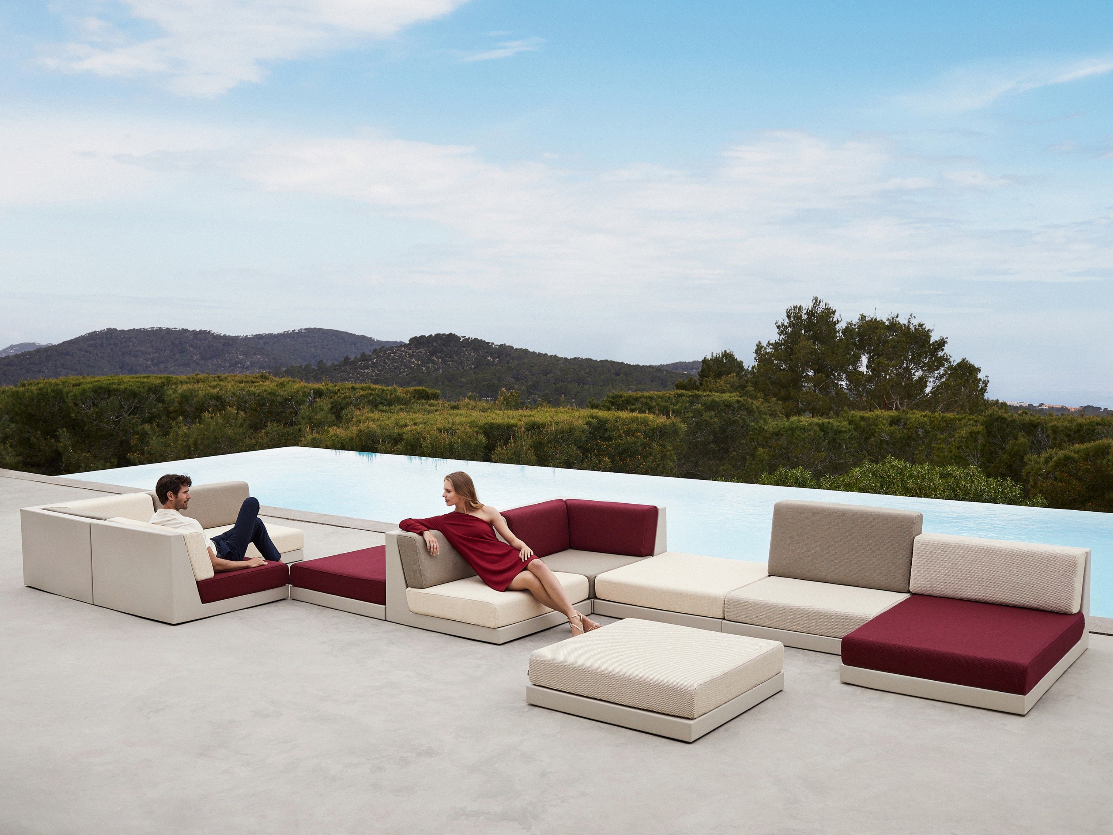 PIXEL Garden sofa By VONDOM design Ramón Esteve
