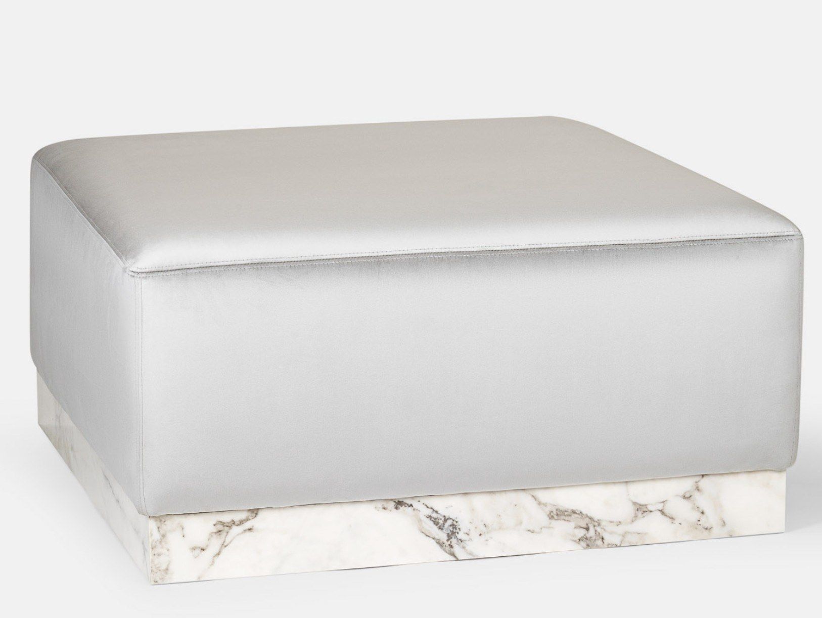 POUF EFFETTO MARMO Pouf quadrato in velluto By Valsecchi Marmi