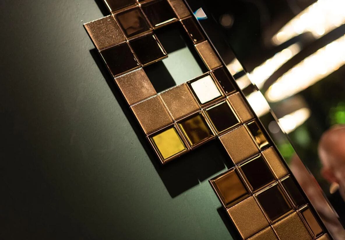 TETRIS by PlusObject - Specchio rettangolare in vetro con cornice da parete - 3