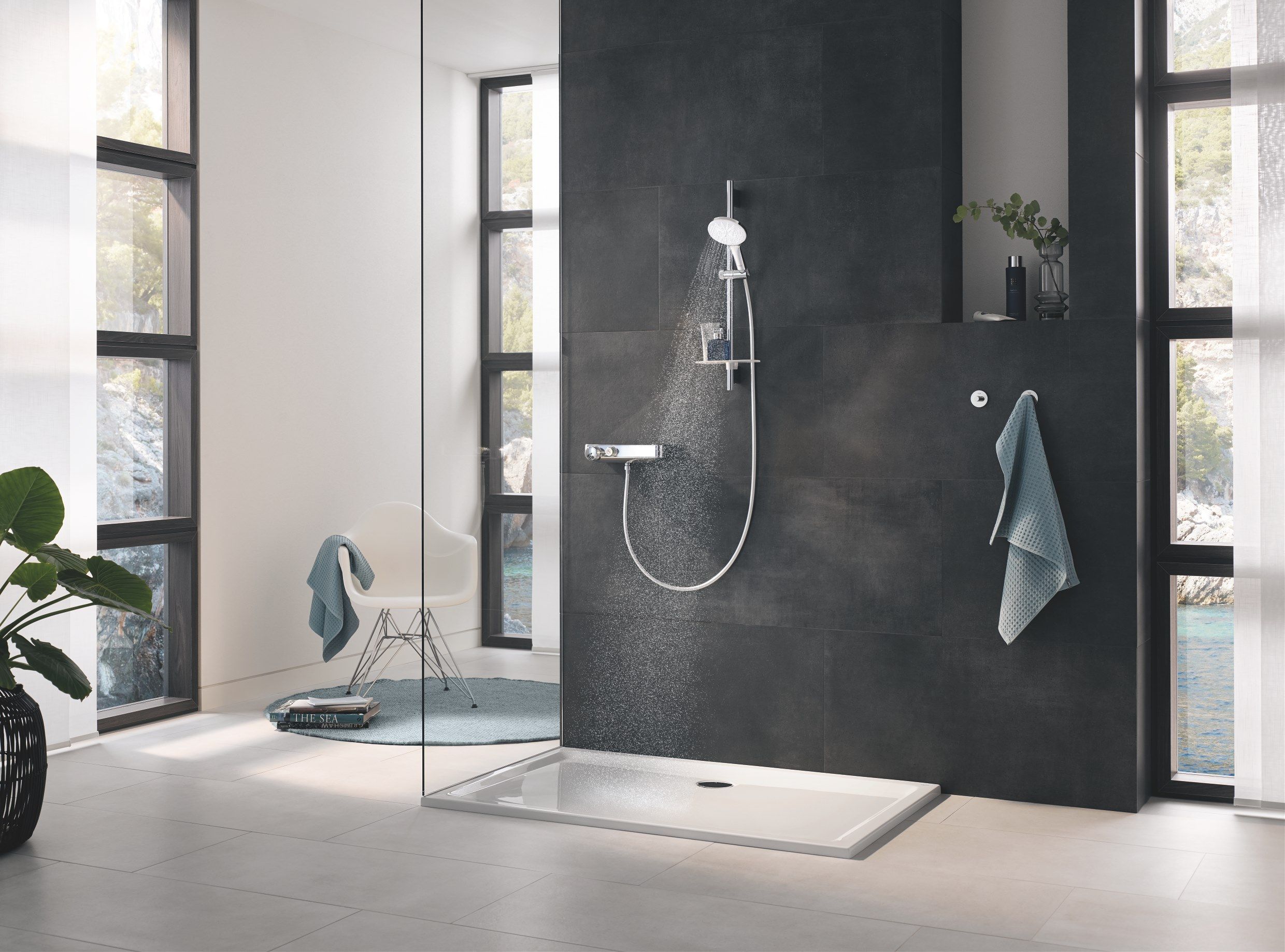 RAINSHOWER SMARTACTIVE by Grohe - Doccetta a muro con 3 getti per doccia - 18