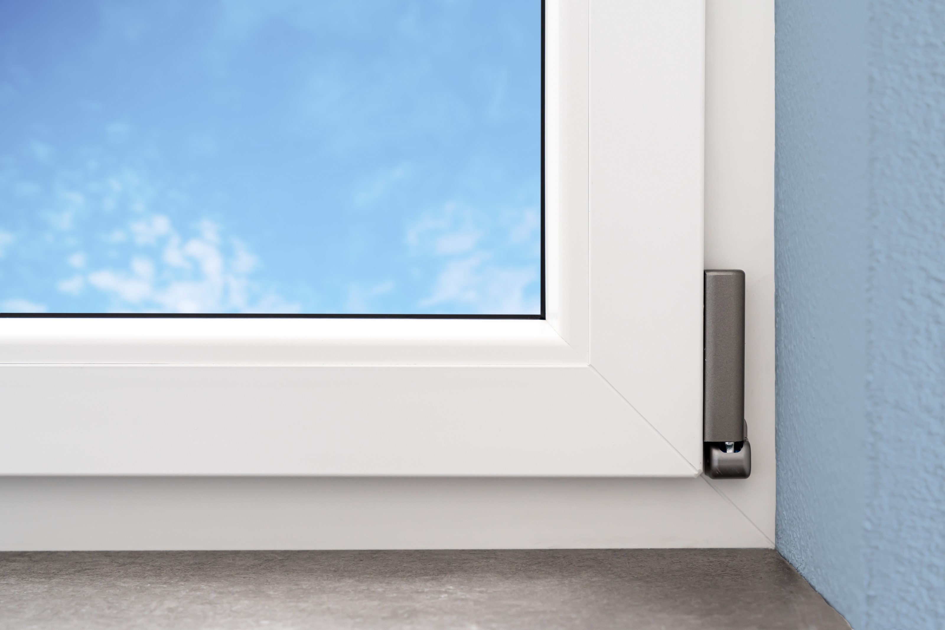 S 9000 PLUS by GEALAN - Finestra a battente in PVC con triplo vetro - 12