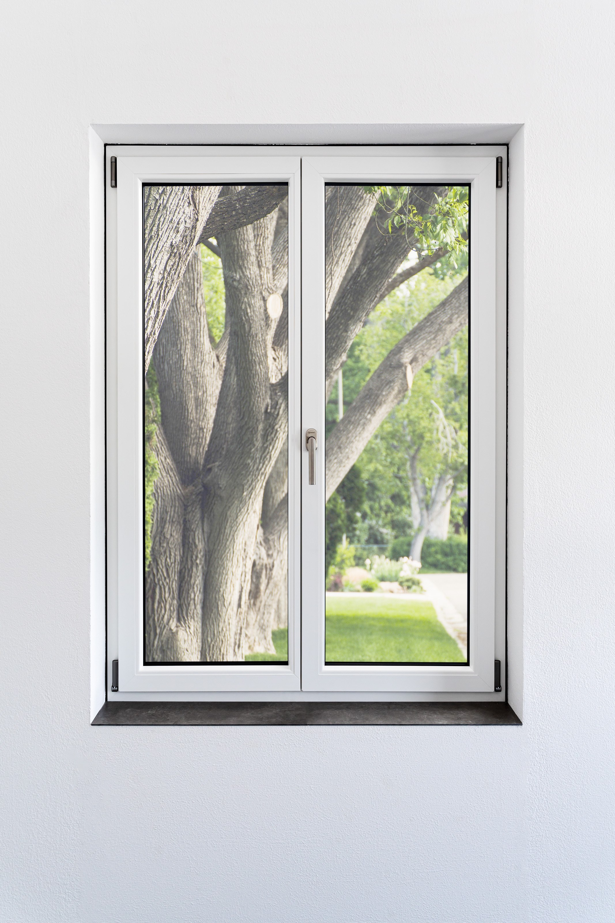 S 9000 PLUS by GEALAN - Finestra a battente in PVC con triplo vetro - 13