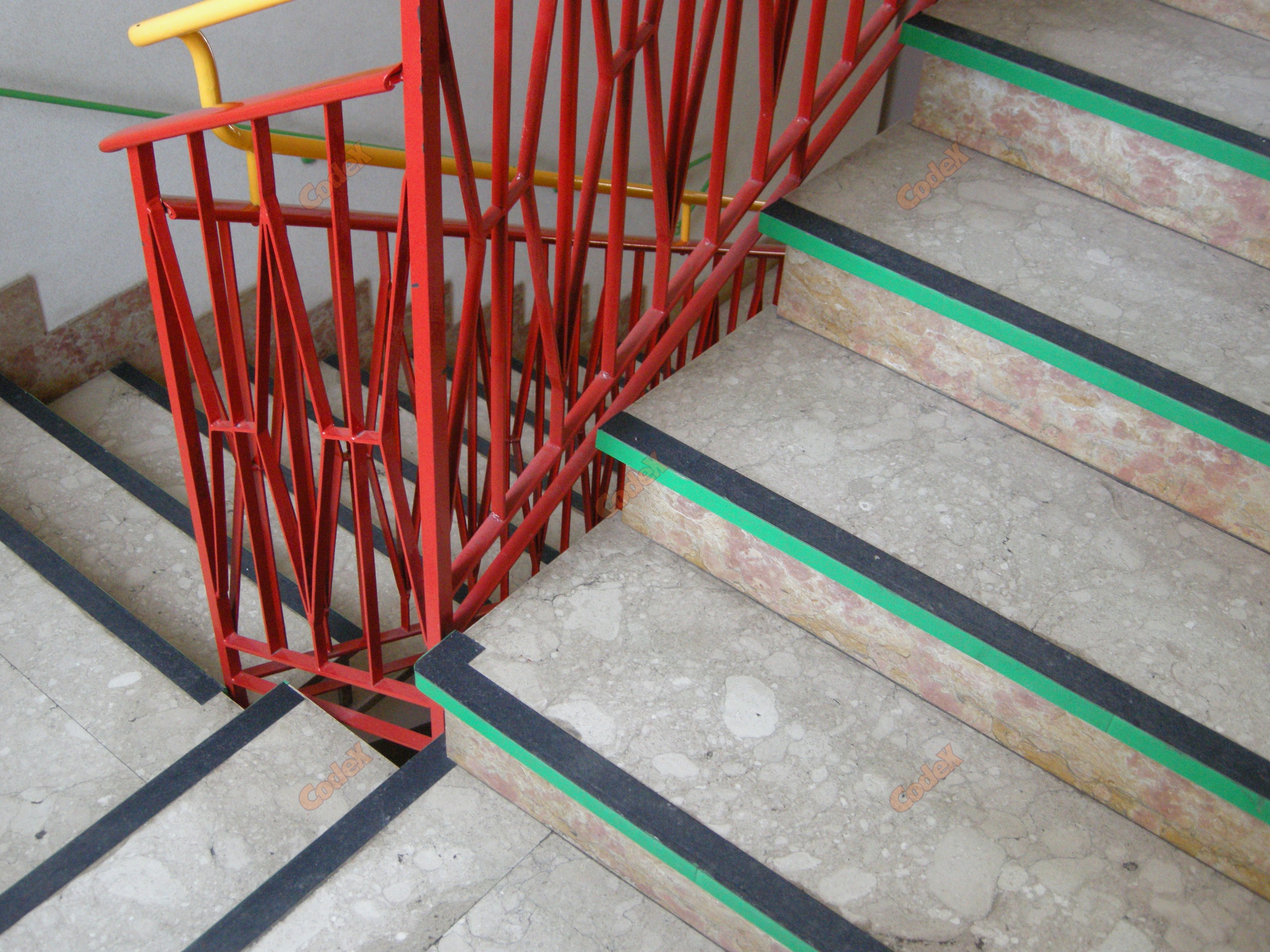 Strisce Antiscivolo Per Scale | Confronta Prezzi - Foto 4