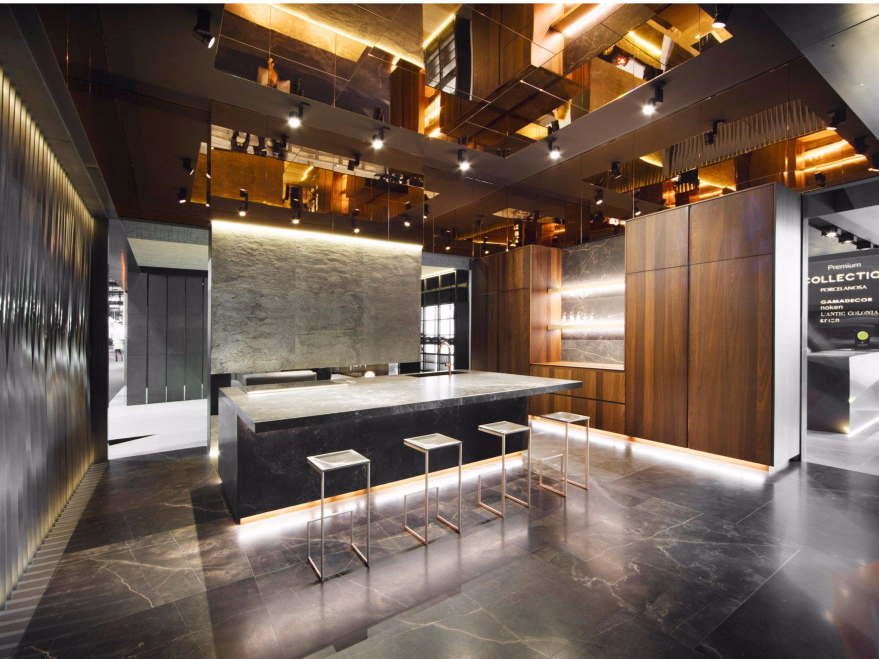 Fitted kitchen with island SAFFRON By GAMADECOR design Ramon Esteve Estudio