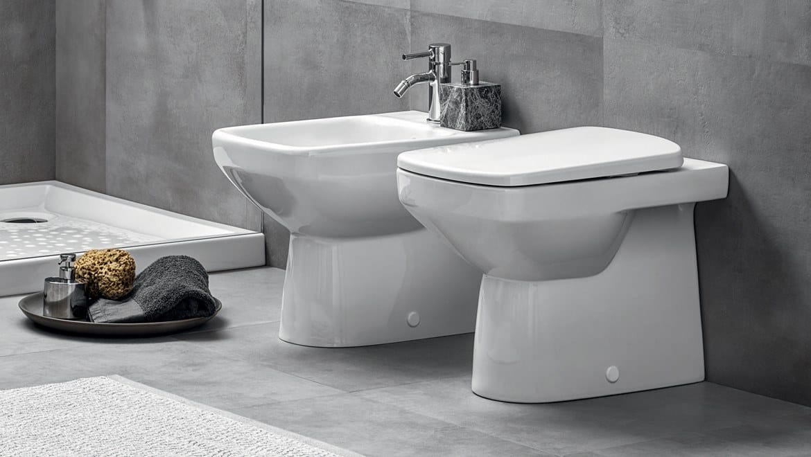 SELNOVA SQUARE Duroplast toilet seat By Geberit