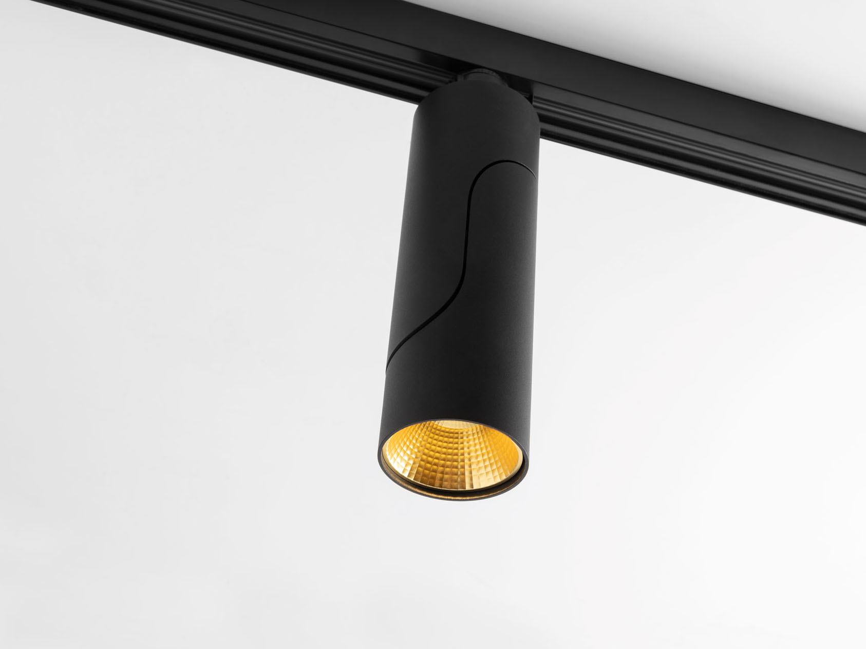 Modular Lighting Instruments Track SEMIH 61 | Track-Light By Modular Lighting Instruments design Jeffrey ...