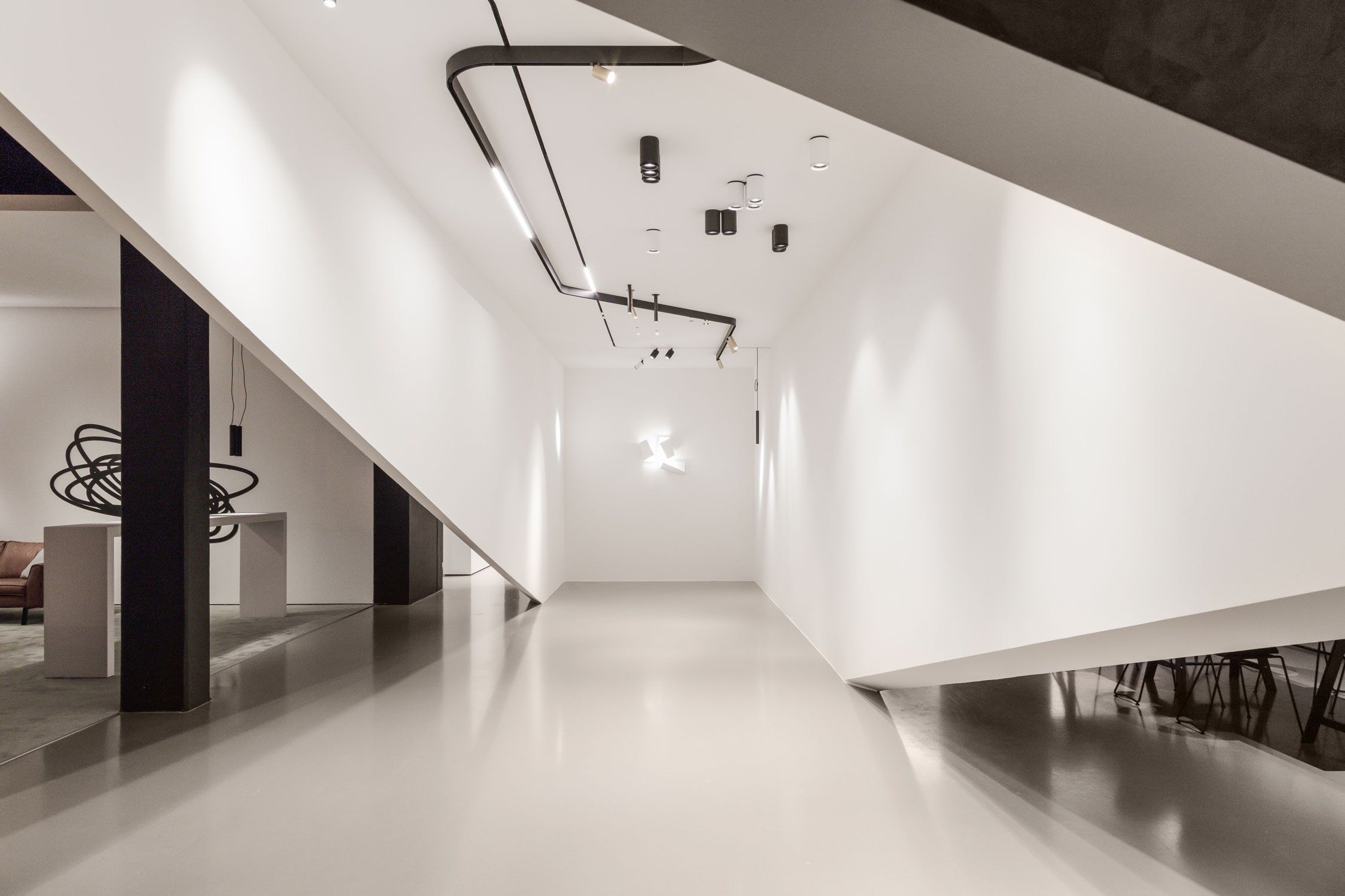 SHIFTLINE M26H TrackLight By Delta Light