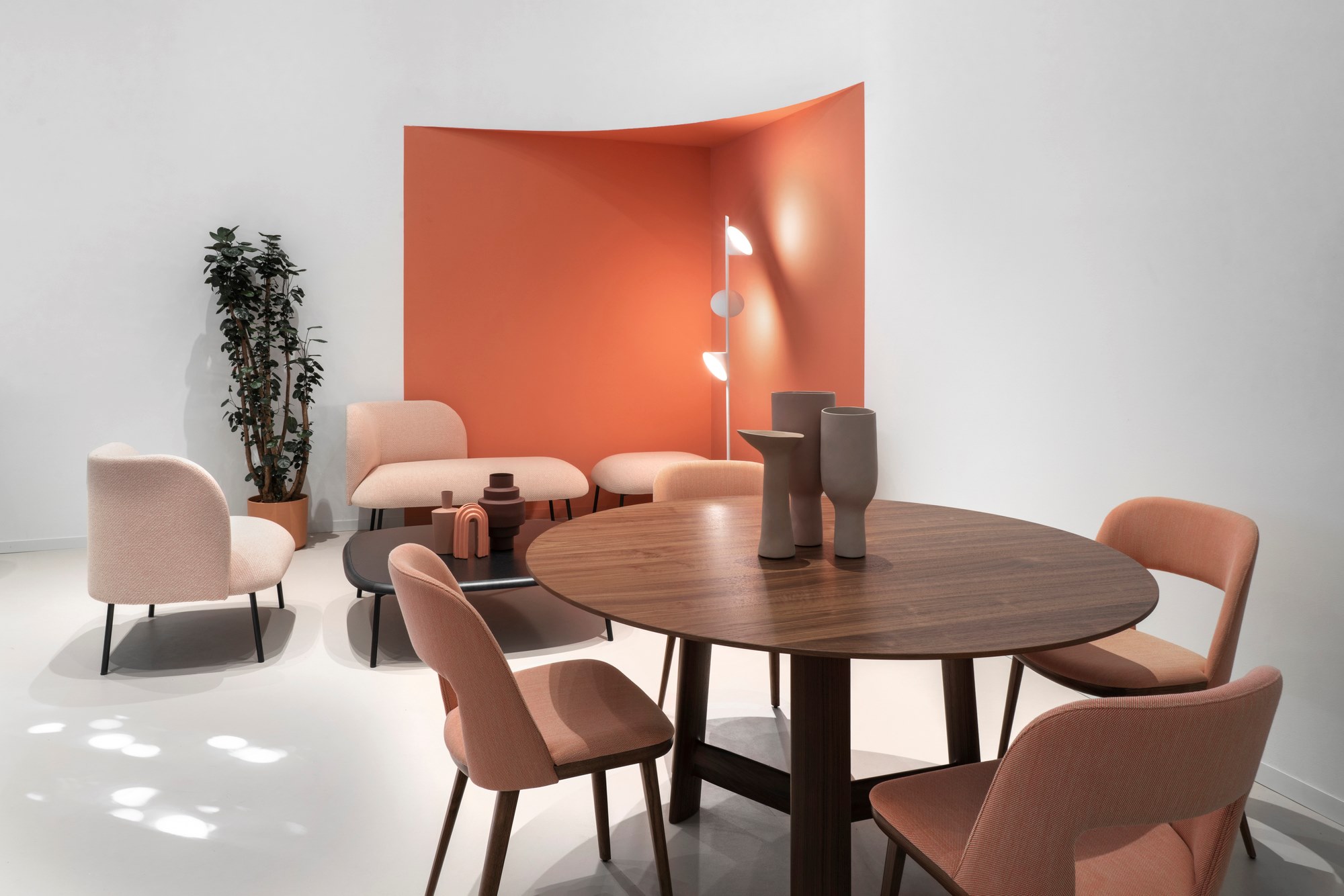 SIT | Armchair with integrated magazine rack Sit Collection By BROSS ...