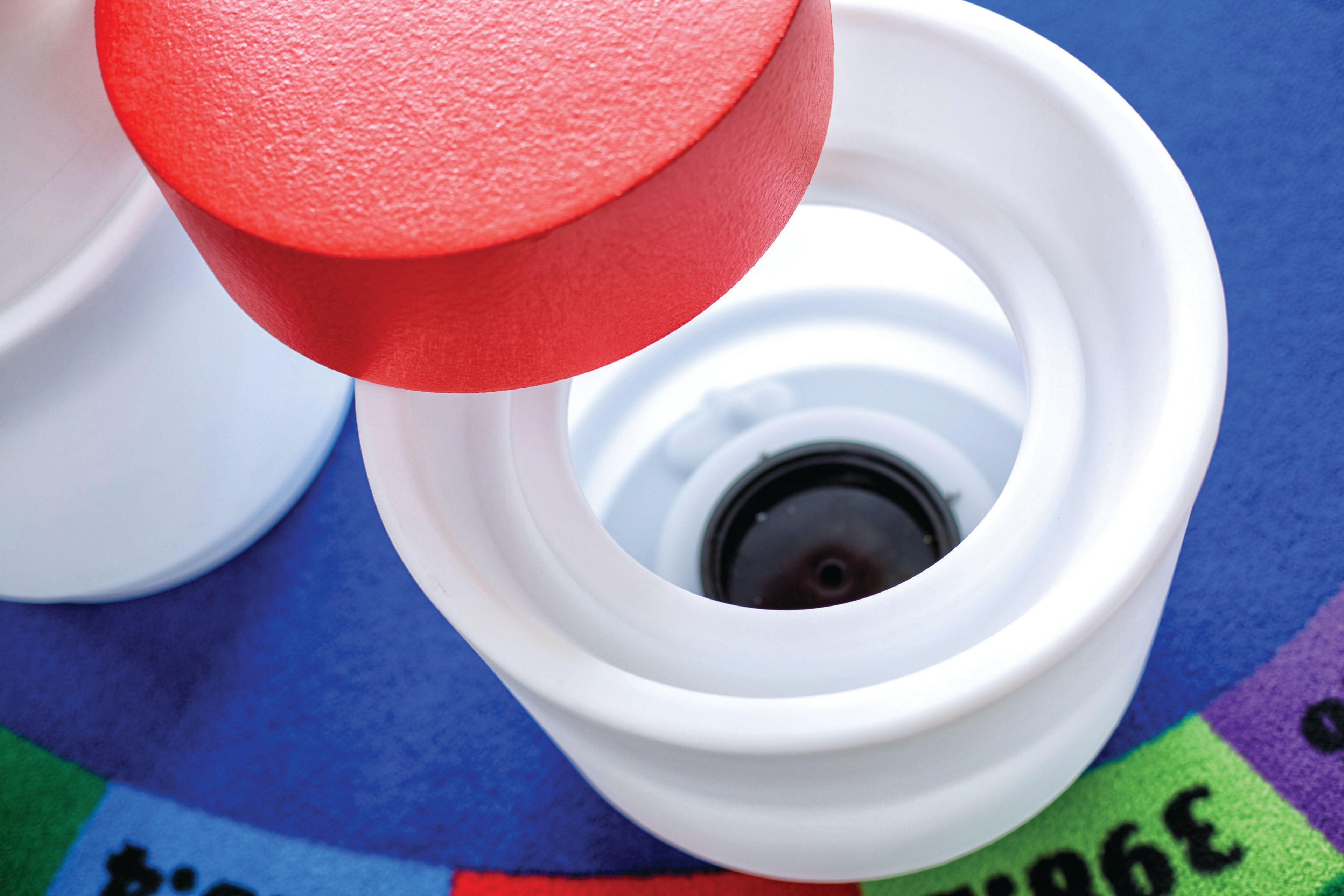 TINGLE by SIXINCH - Pouf contenitore rotondo in plastica rinforzata - 9