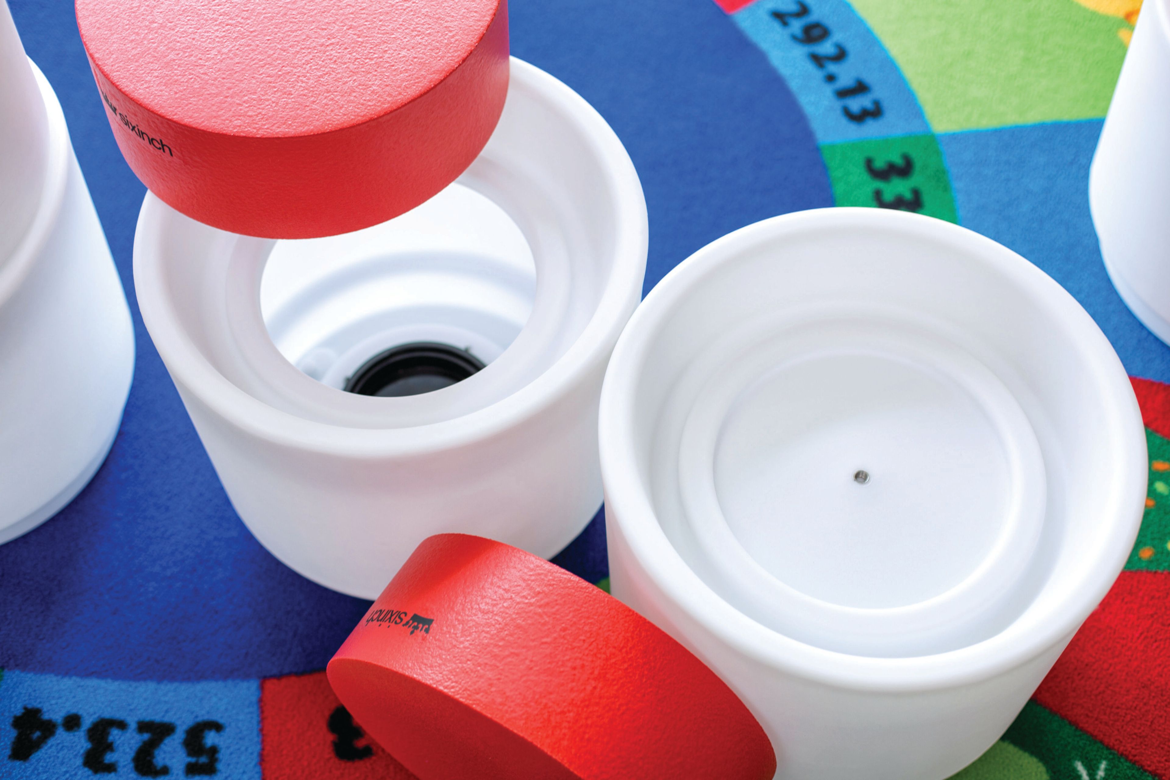 TINGLE by SIXINCH - Pouf contenitore rotondo in plastica rinforzata - 10