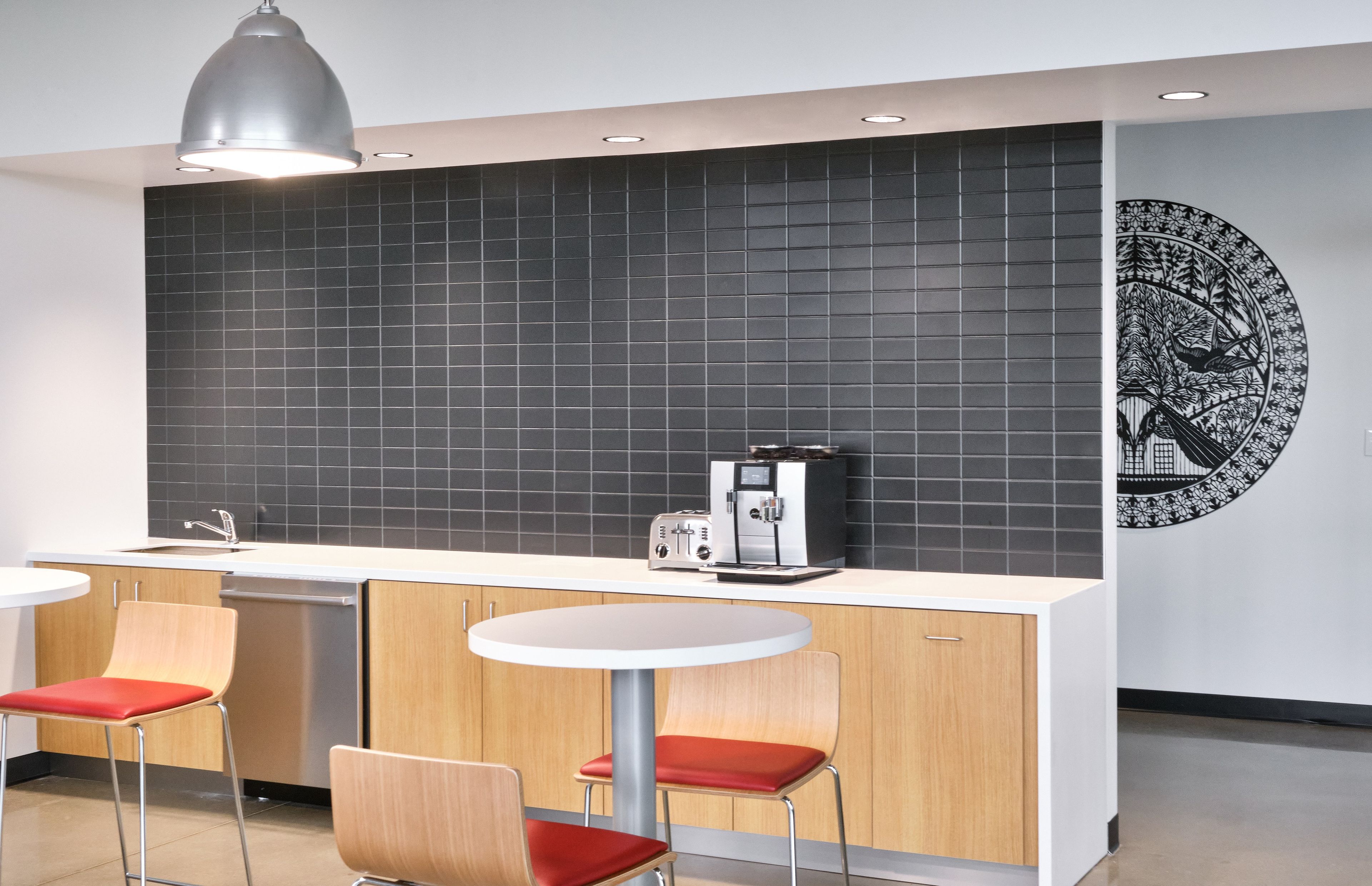 SNOW MIST 7848 by Avonite® - Rivestimento in Solid Surface - 4