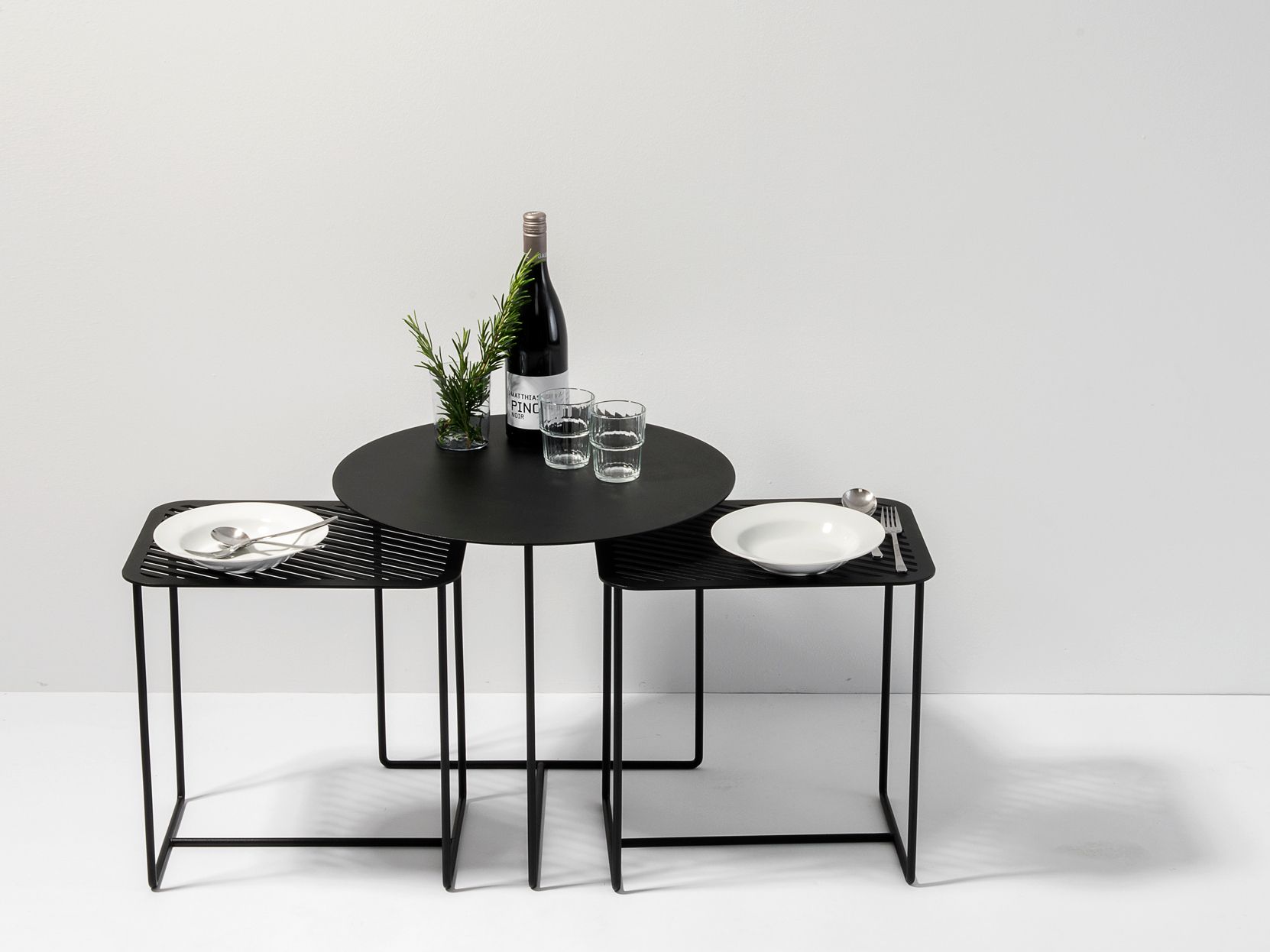 SOLID SIDE TABLE #01 by Weld & co - Tavolino rotondo in lamiera - 19