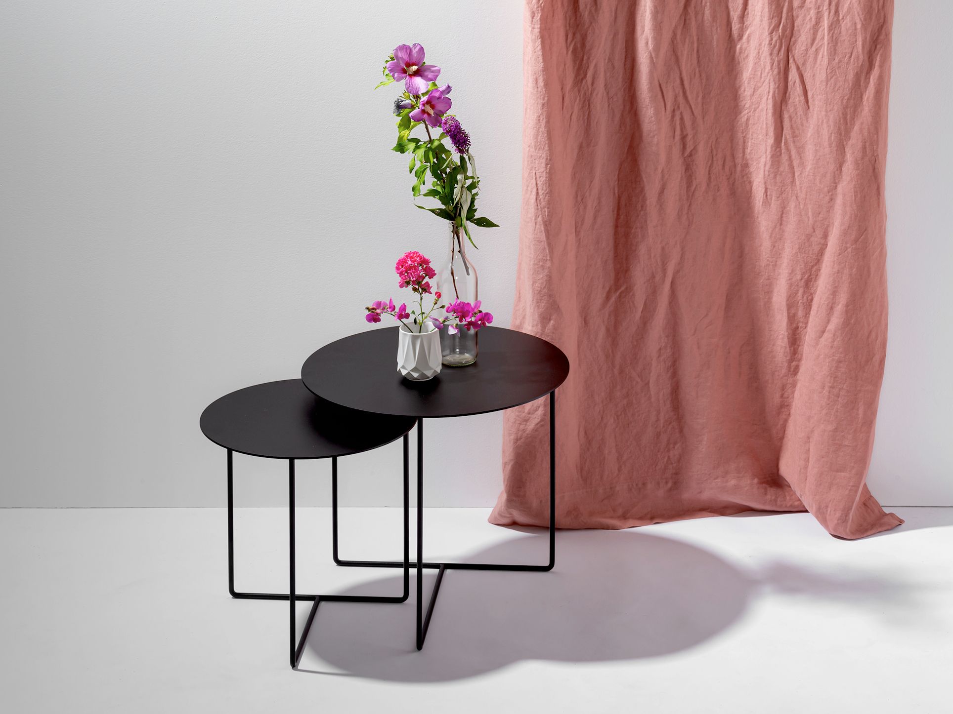 SOLID SIDE TABLE #01 by Weld & co - Tavolino rotondo in lamiera - 5