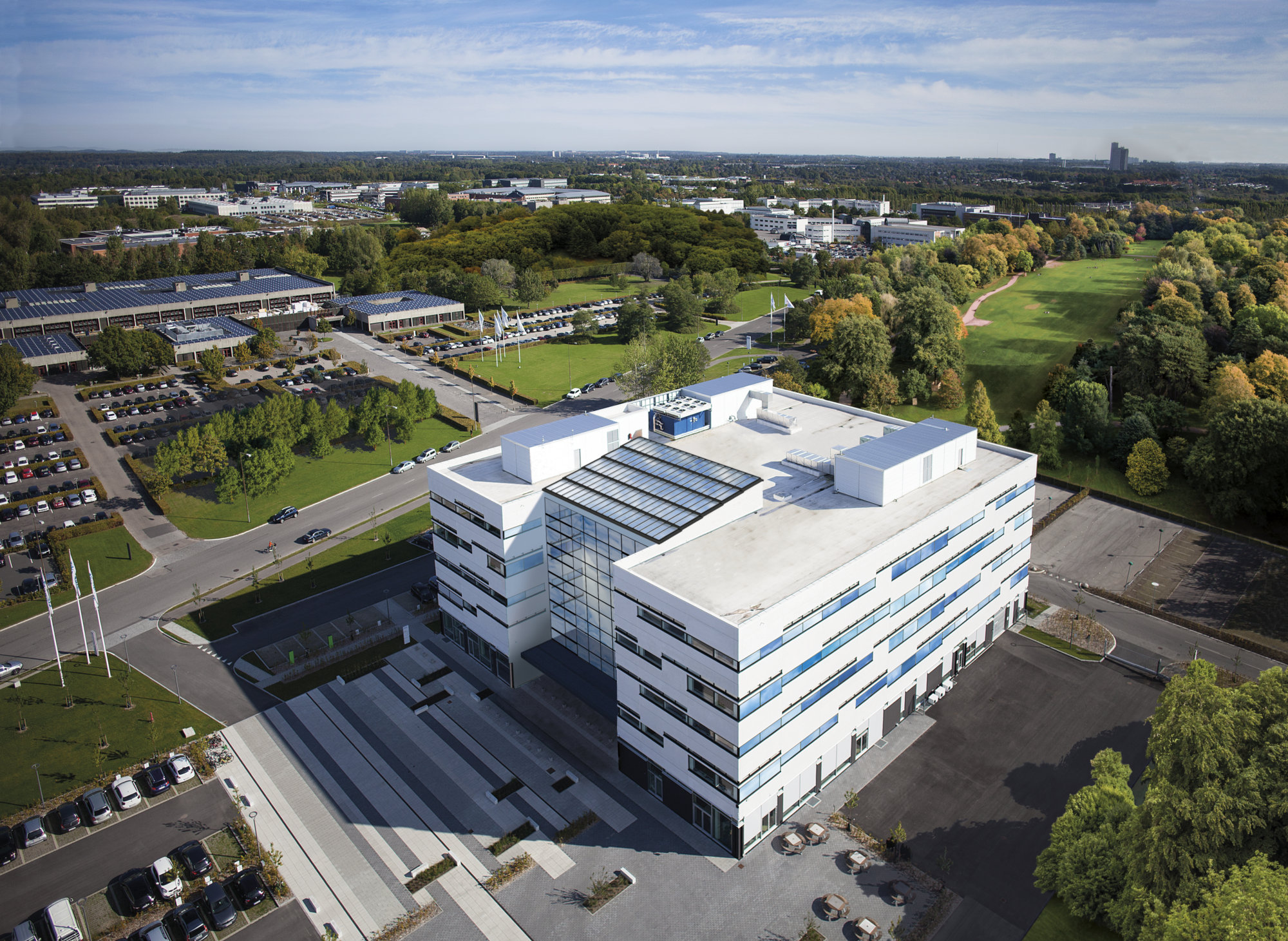 Glass and steel roof window STEP LONGLIGHT/RIDGELIGHT By Velux Commercial