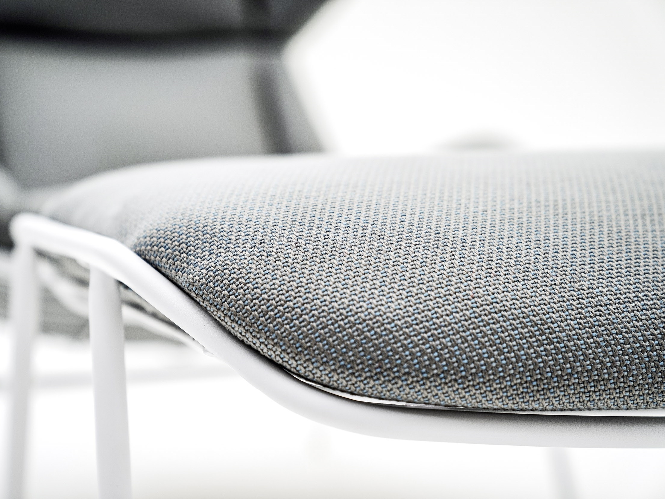 SUMMER SET | Garden footstool By Varaschin design Christophe Pillet