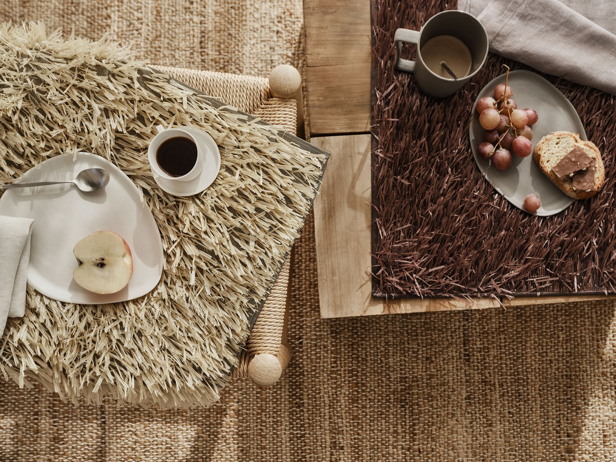 TAITI Rectangular raffia placemat By Society Limonta