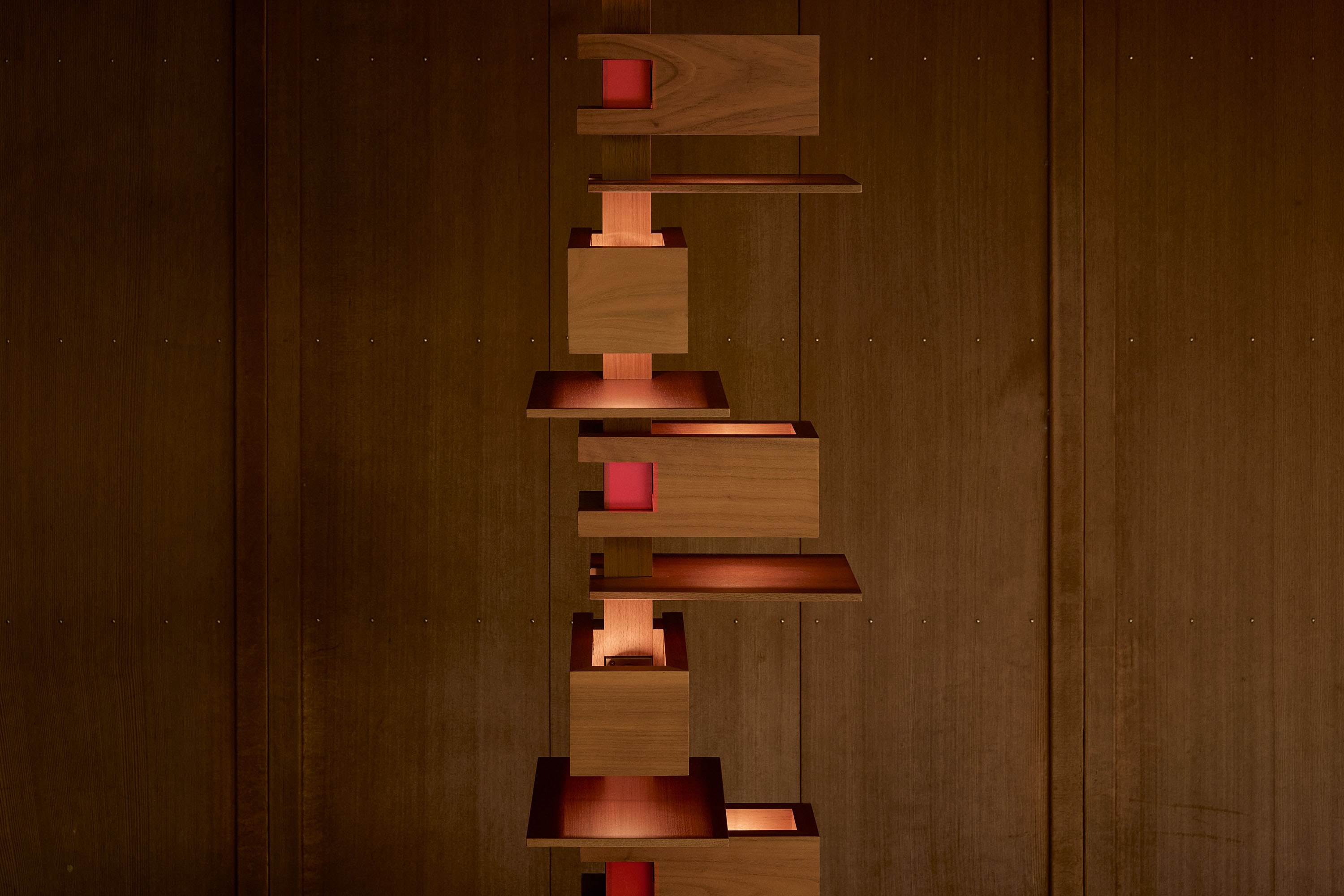 Lampadaire Taliesin 3 – Réédition Yamagiwa – Frank Lloyd Wright – Bois 75cm