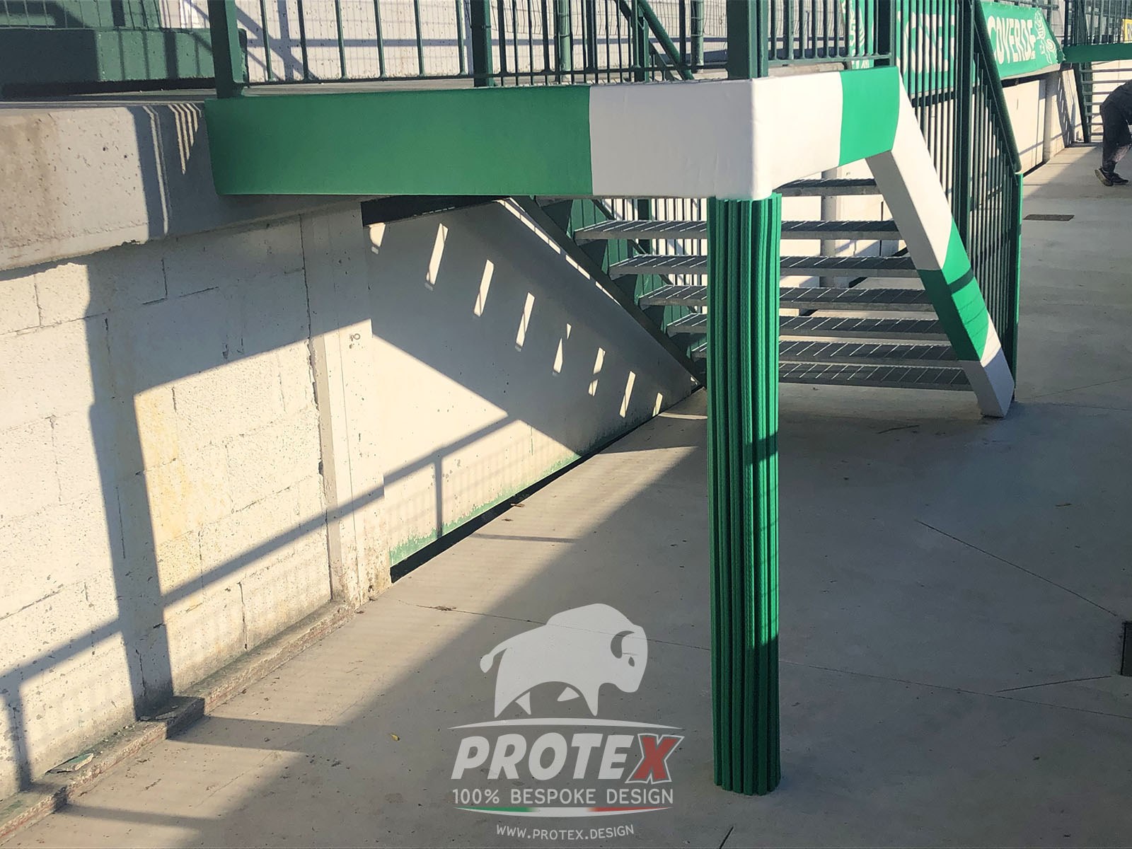 Fireproof Ethylene-vinyl acetate Impact protection Fire escape stair ...