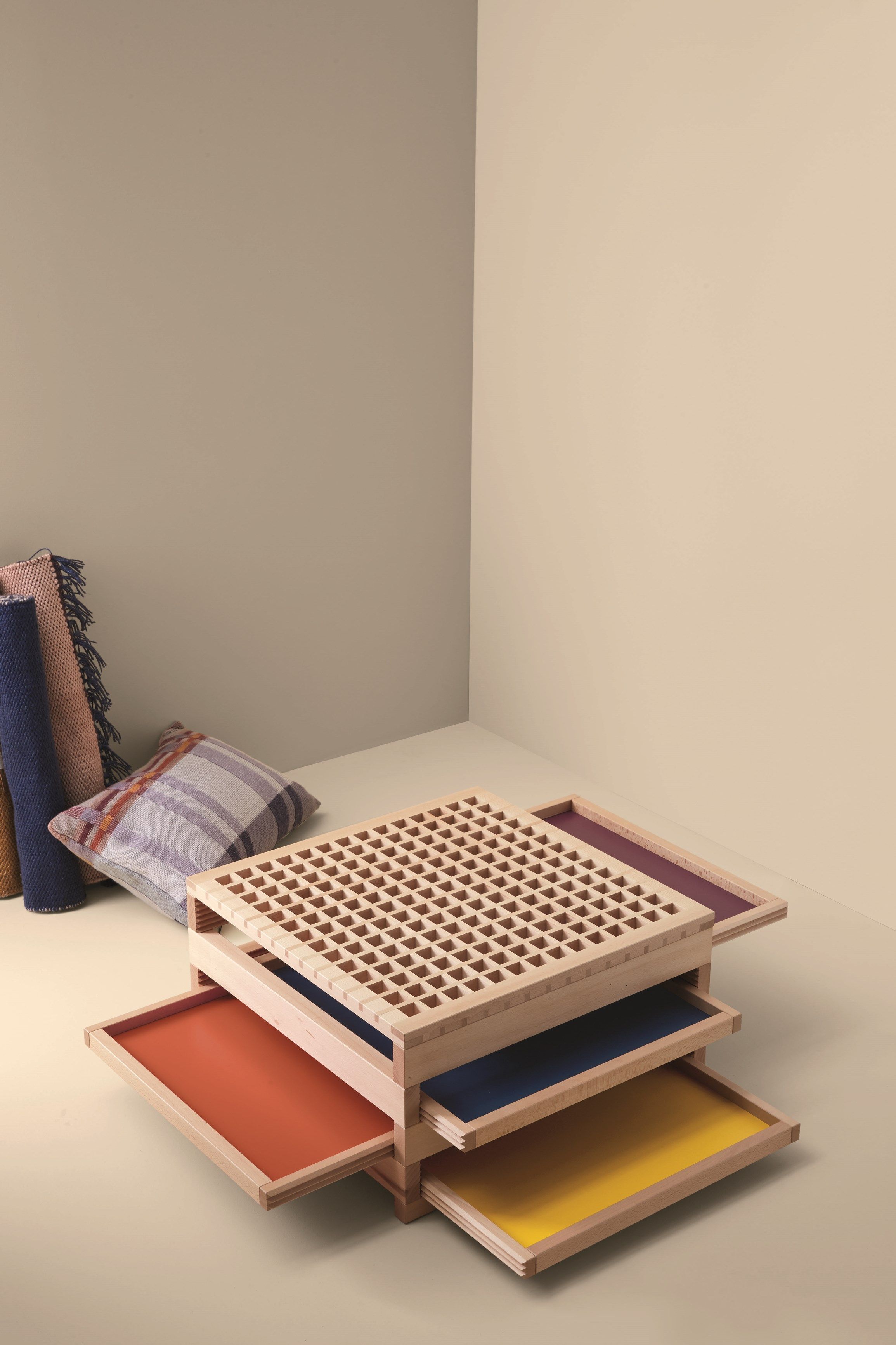 TETRA Coffee table By SCULPTURES JEUX