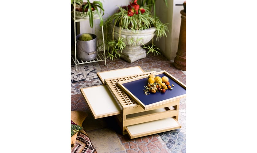 TETRA Coffee table By SCULPTURES JEUX