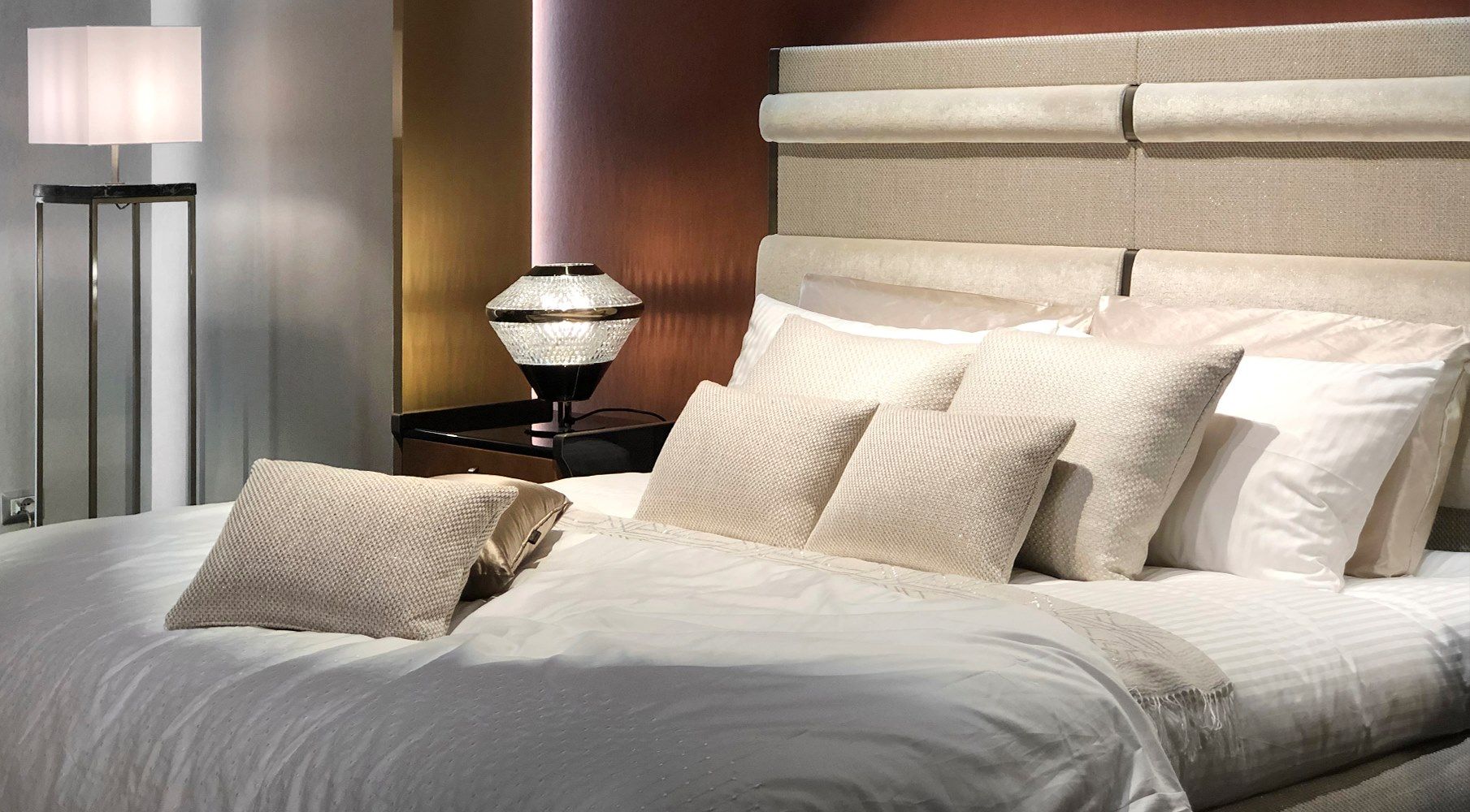 TRILOGY L by Capital Collection - Letto matrimoniale con testiera imbottita - 3