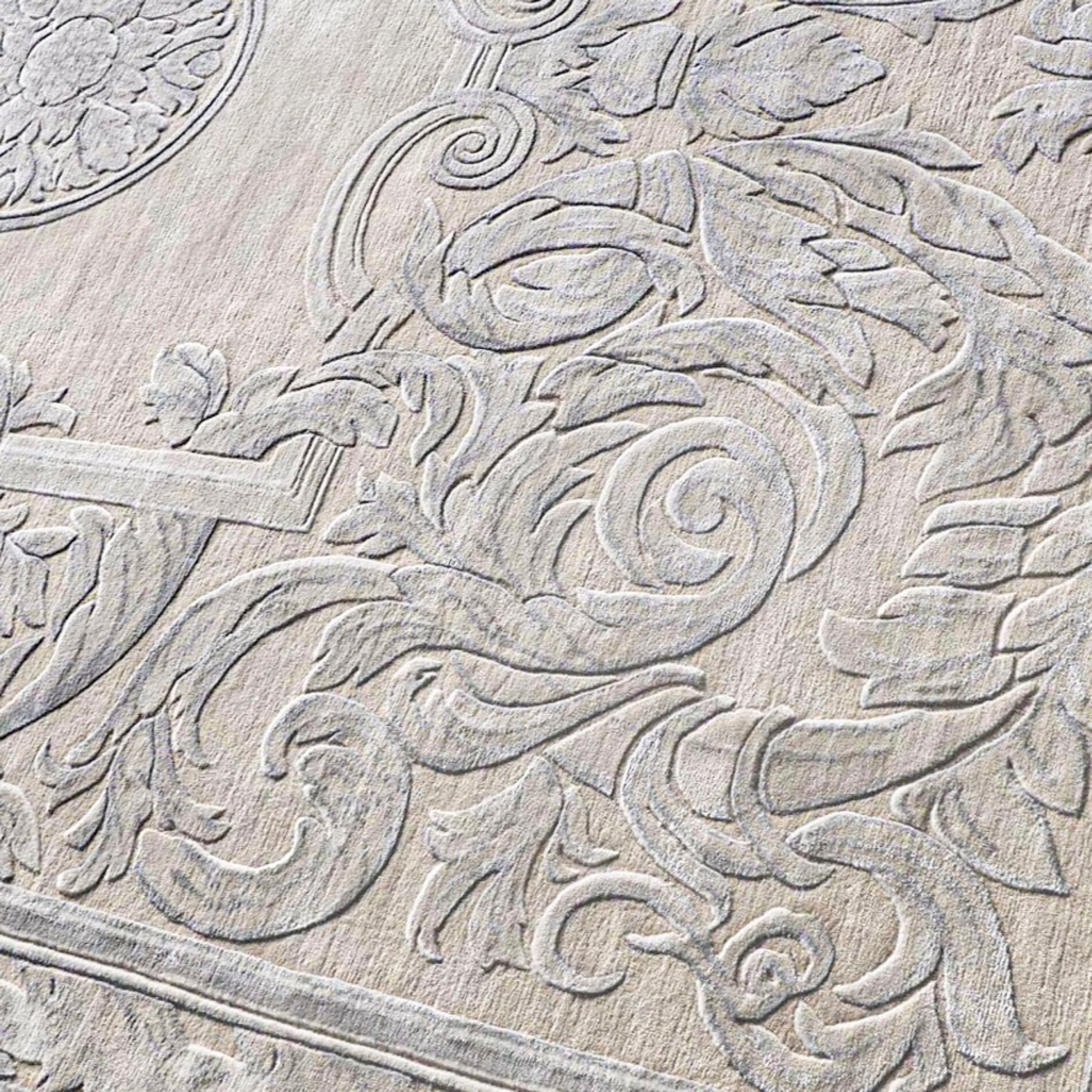 AUBUSSON HERALDY ANTIQUE WHITE by Tapis Rouge - Tappeto rettangolare fatto a mano - 4