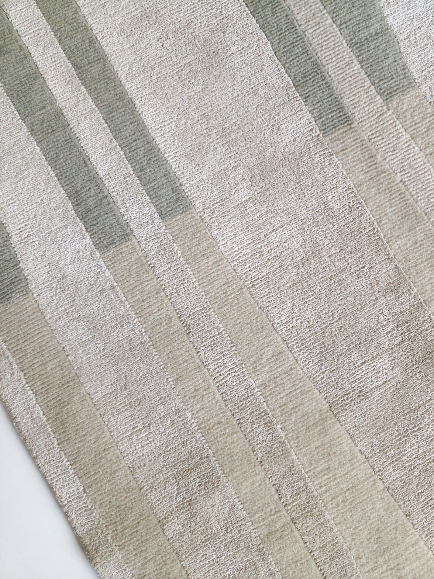 LA CHAPELLE DE JOUR by Tapis Rouge - Tappeto rettangolare fatto a mano - 6