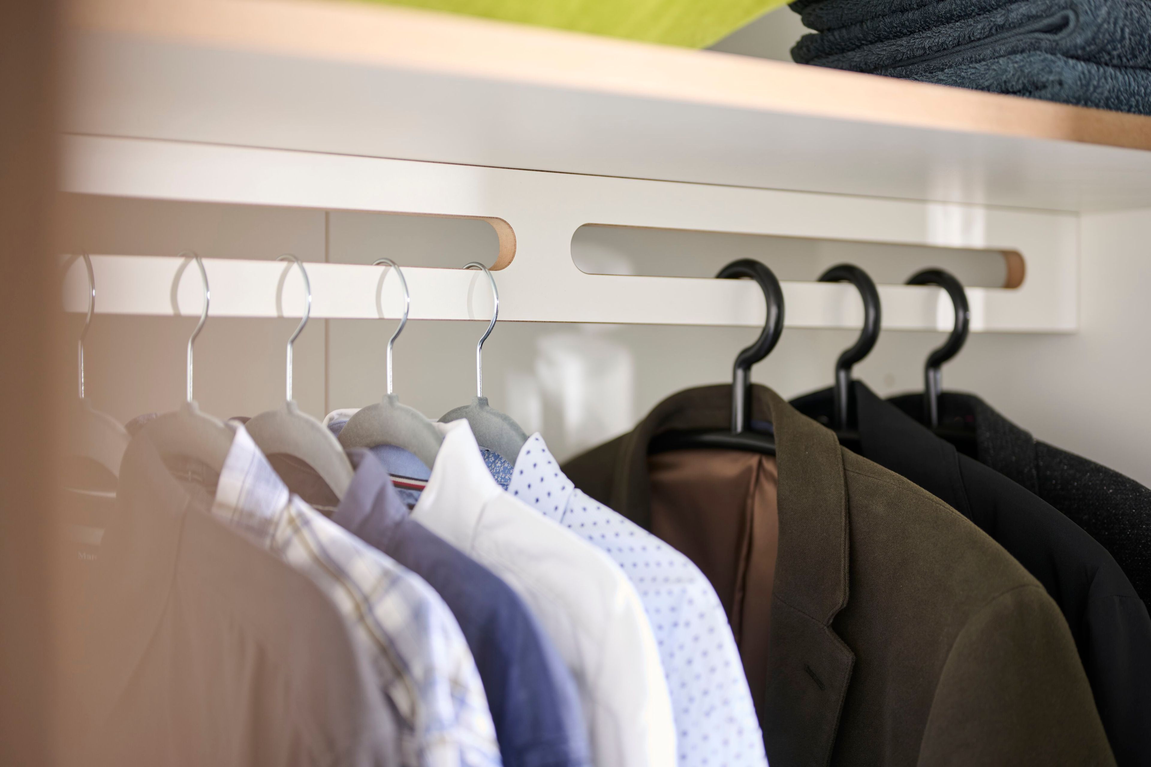 SCHRANK by Tojo Möbel - Armadio in MDF - 8