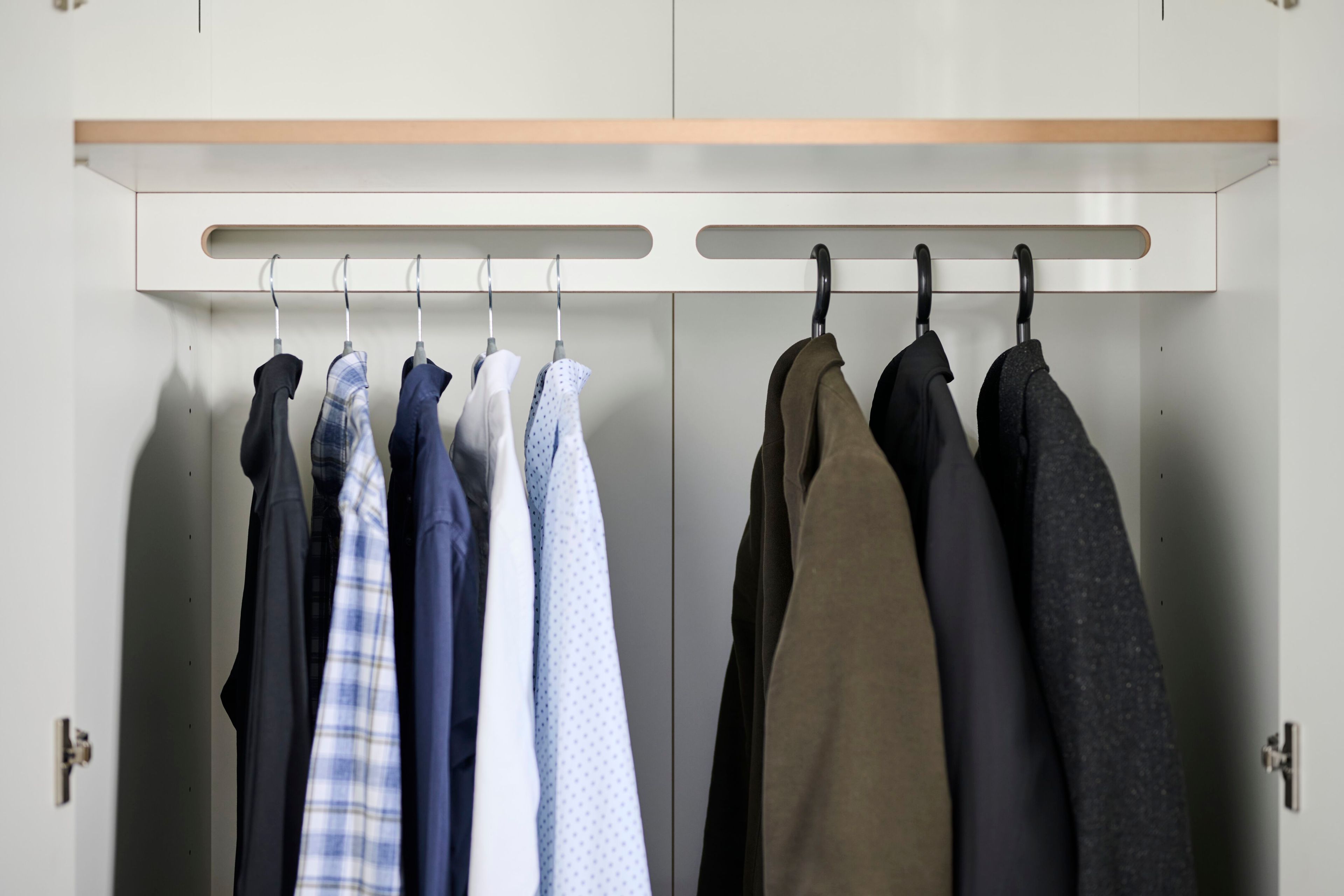 SCHRANK by Tojo Möbel - Armadio in MDF - 10