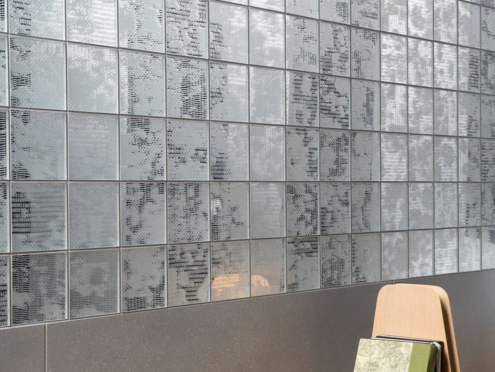 Mirrored glass wall tiles VEDONONVEDO By DECORATORI BASSANESI design