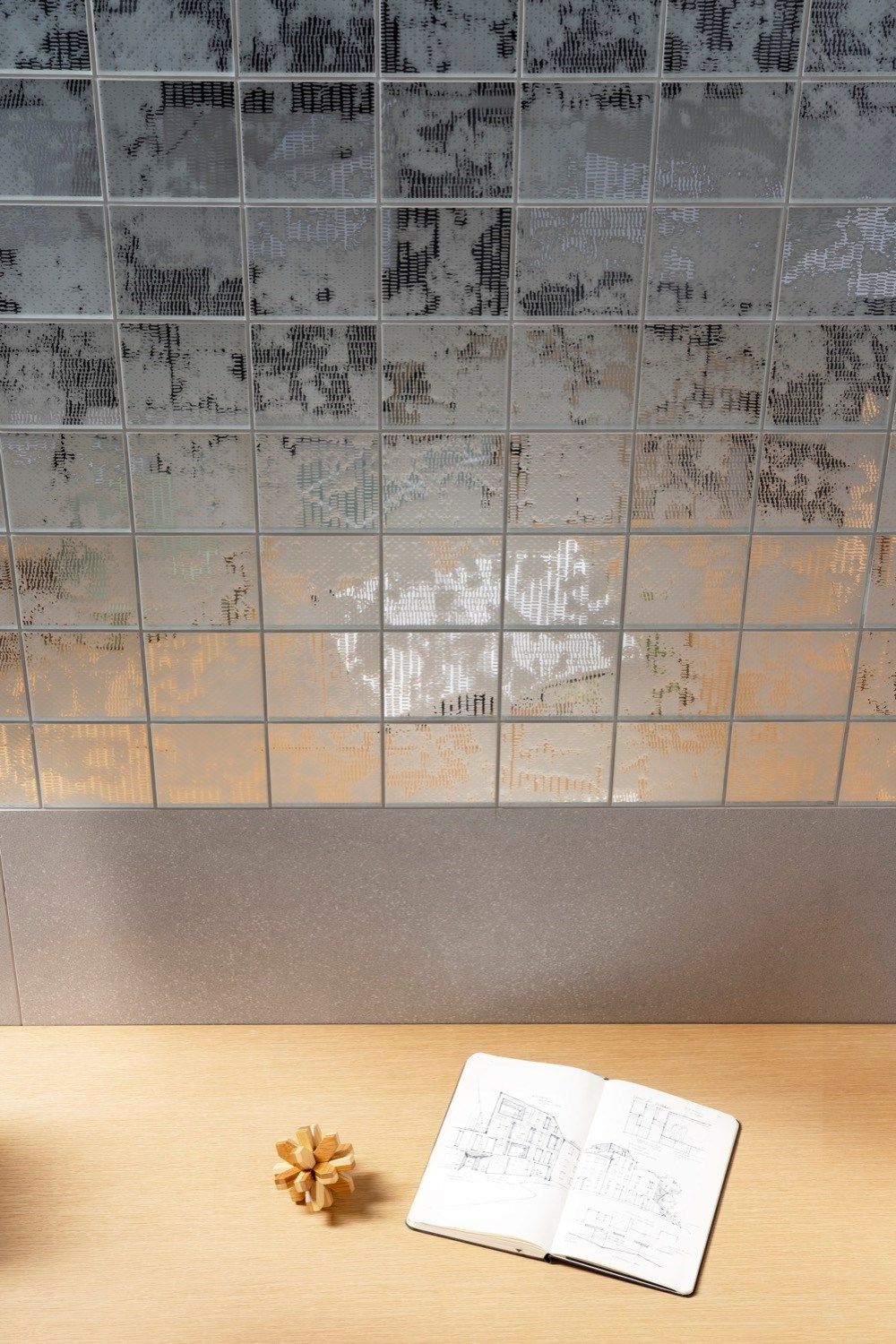 Mirrored glass wall tiles VEDONONVEDO By DECORATORI BASSANESI design