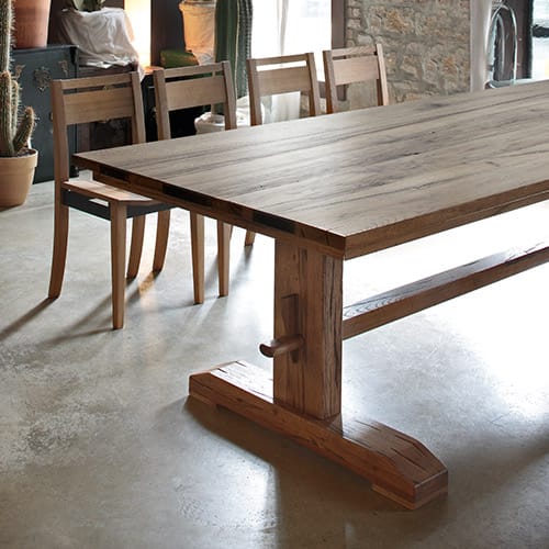 Solid wood kitchen table VIKING By Devina Nais