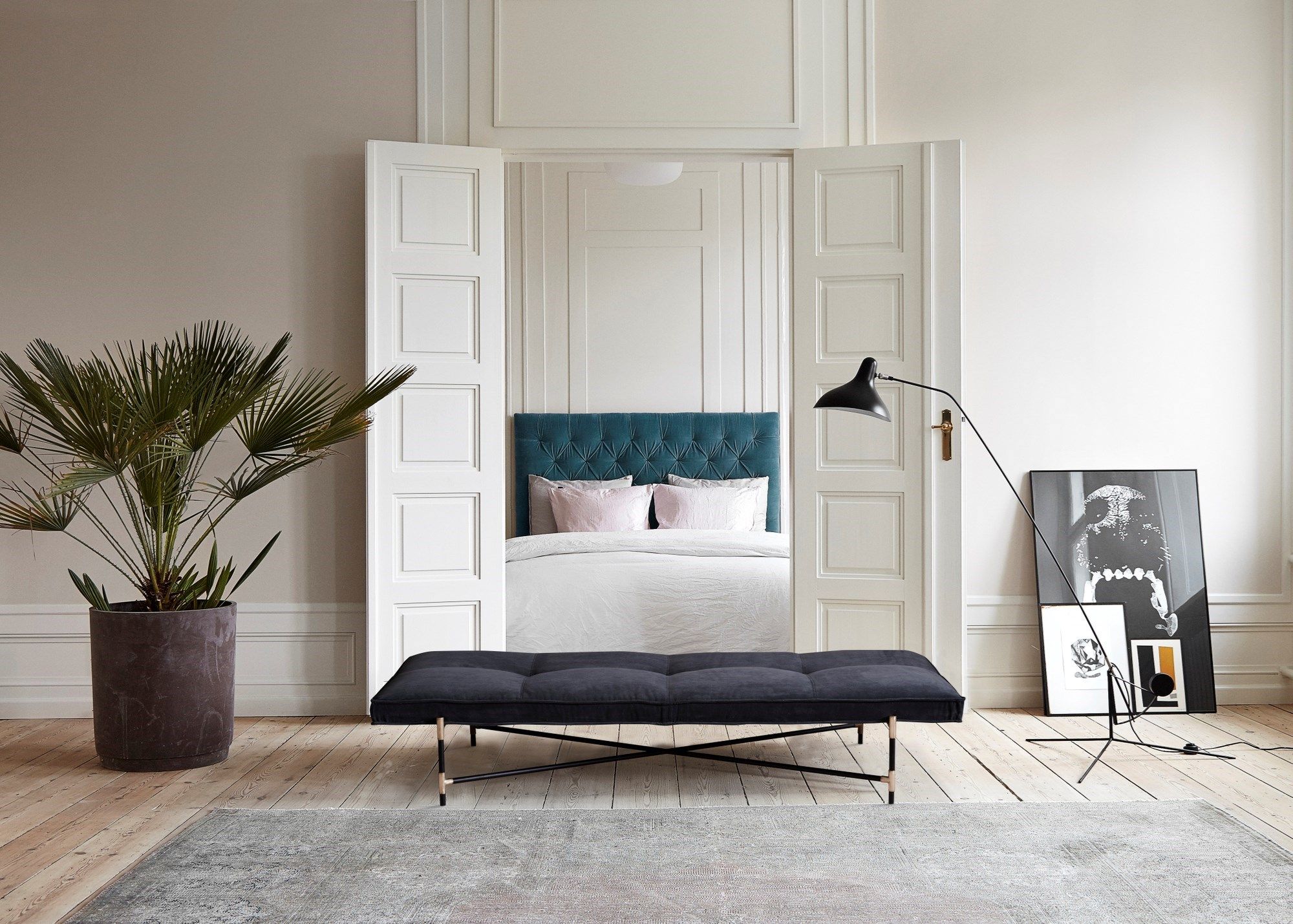 Velvet day bed By Handvärk design Emil Thorup